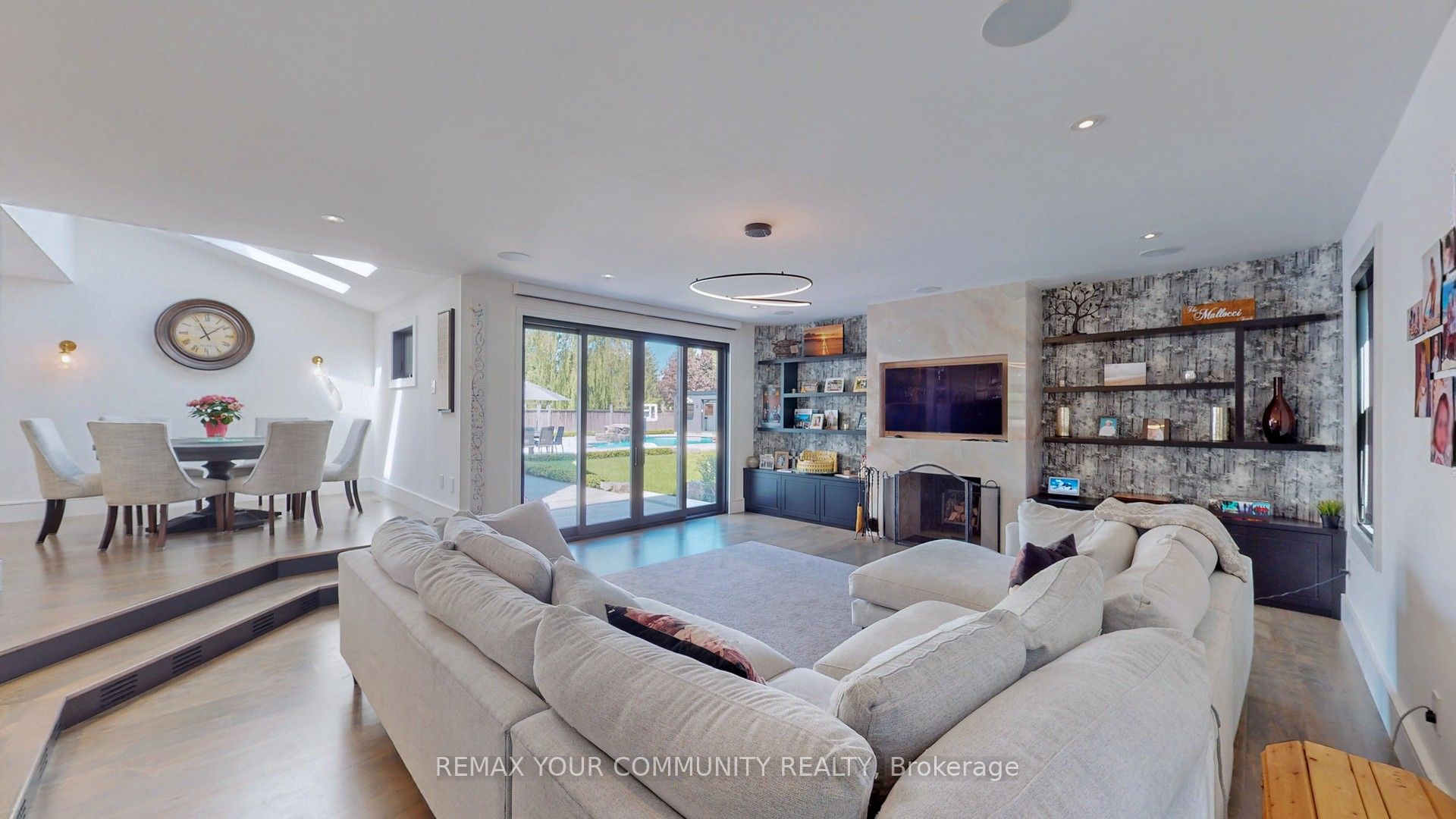 557 Aintree Drive Property Photo 20