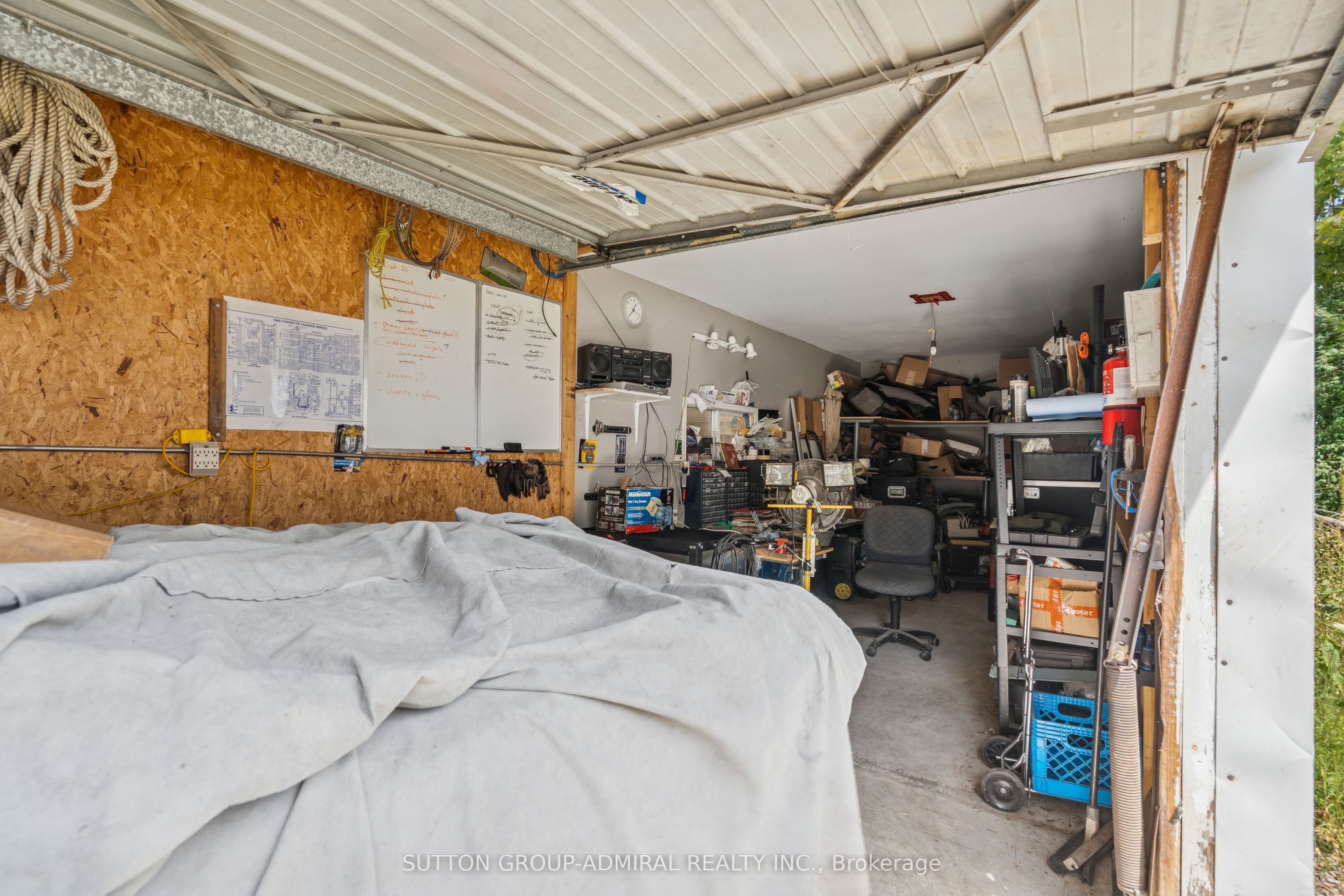 499 York Street Property Photo 43