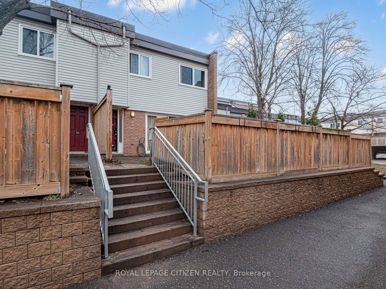 148 Milestone Crescent Property Photo 1