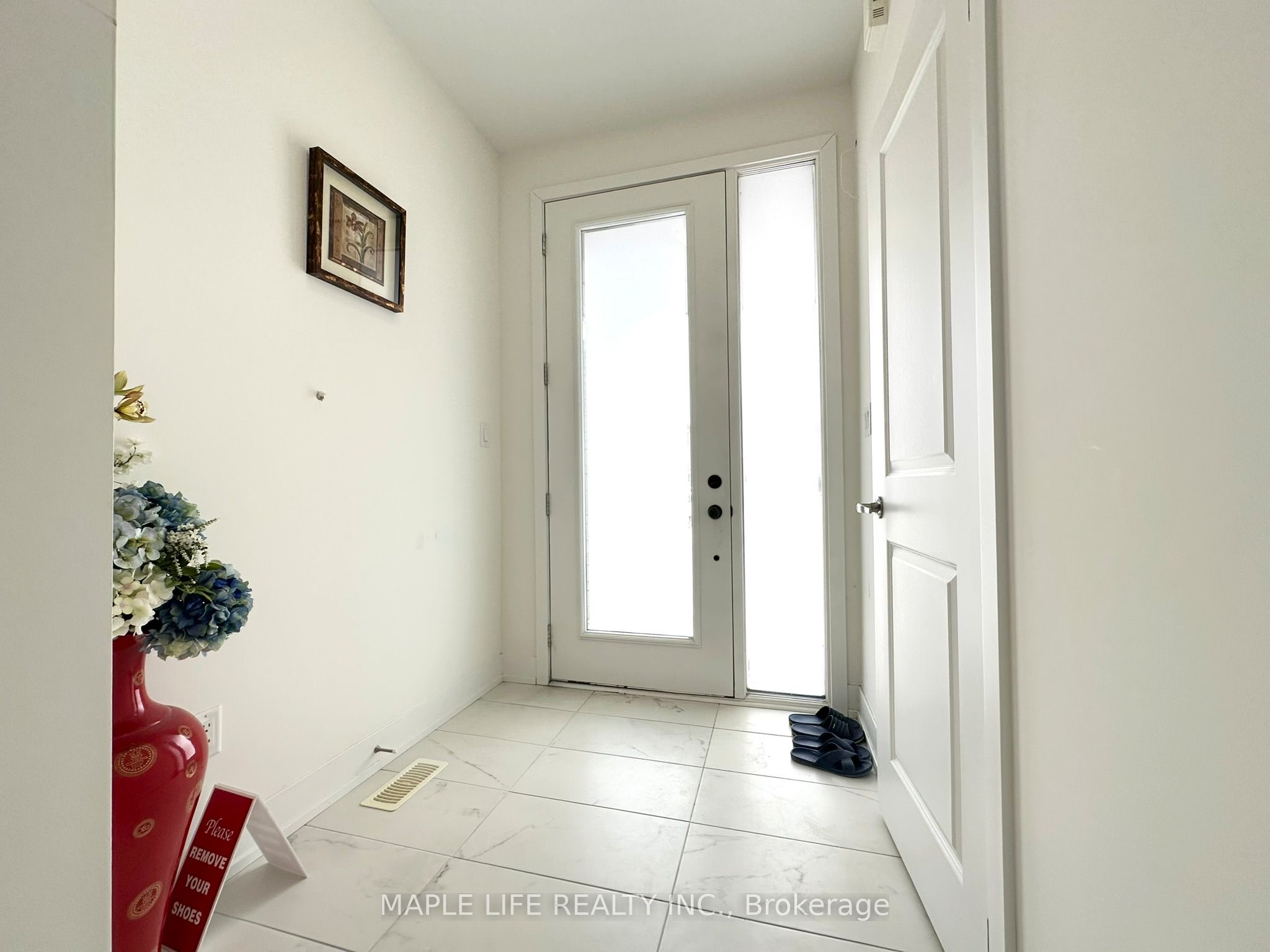 124 Hilts Drive Property Photo 2