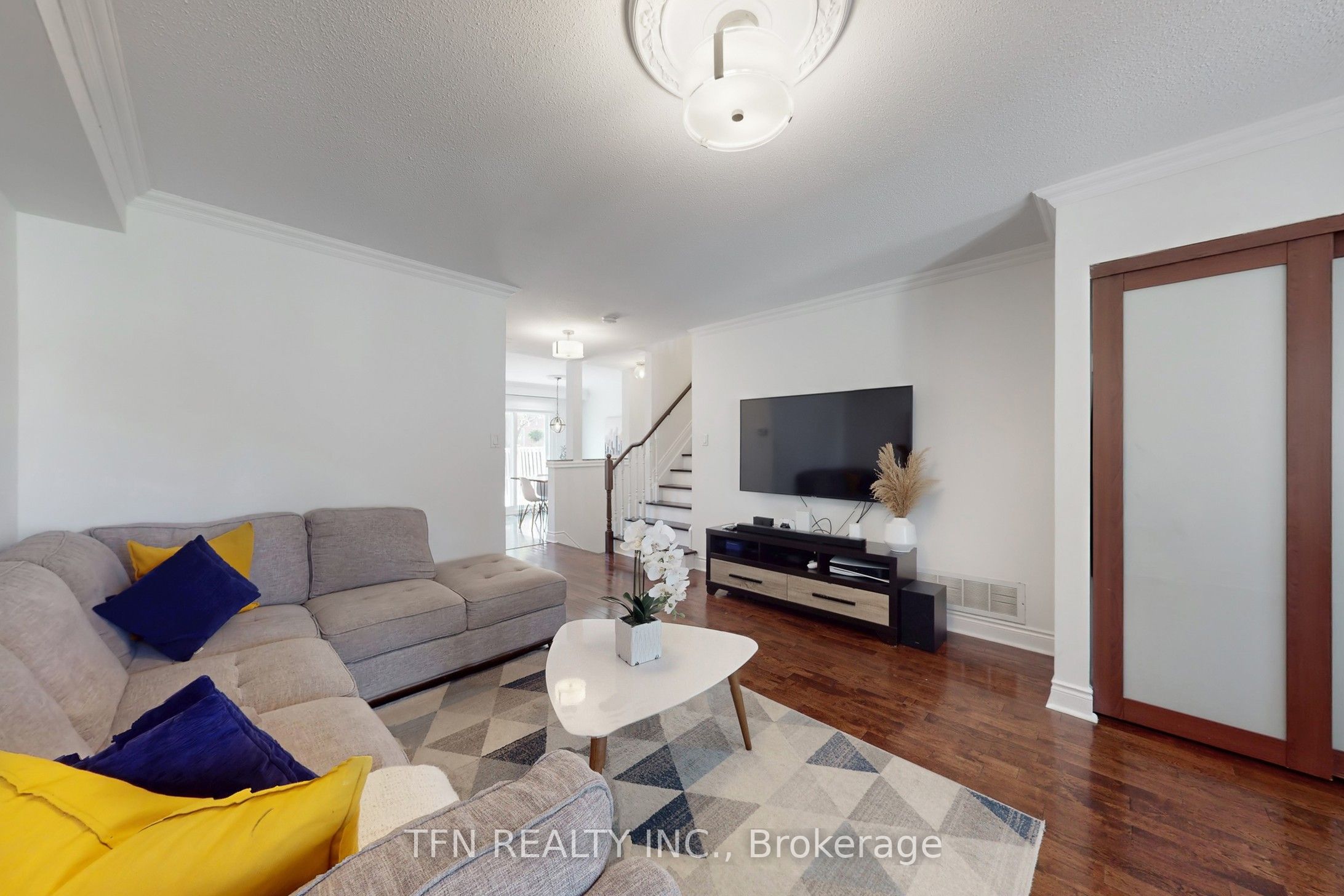 24 Lucerne Drive Property Photo 9
