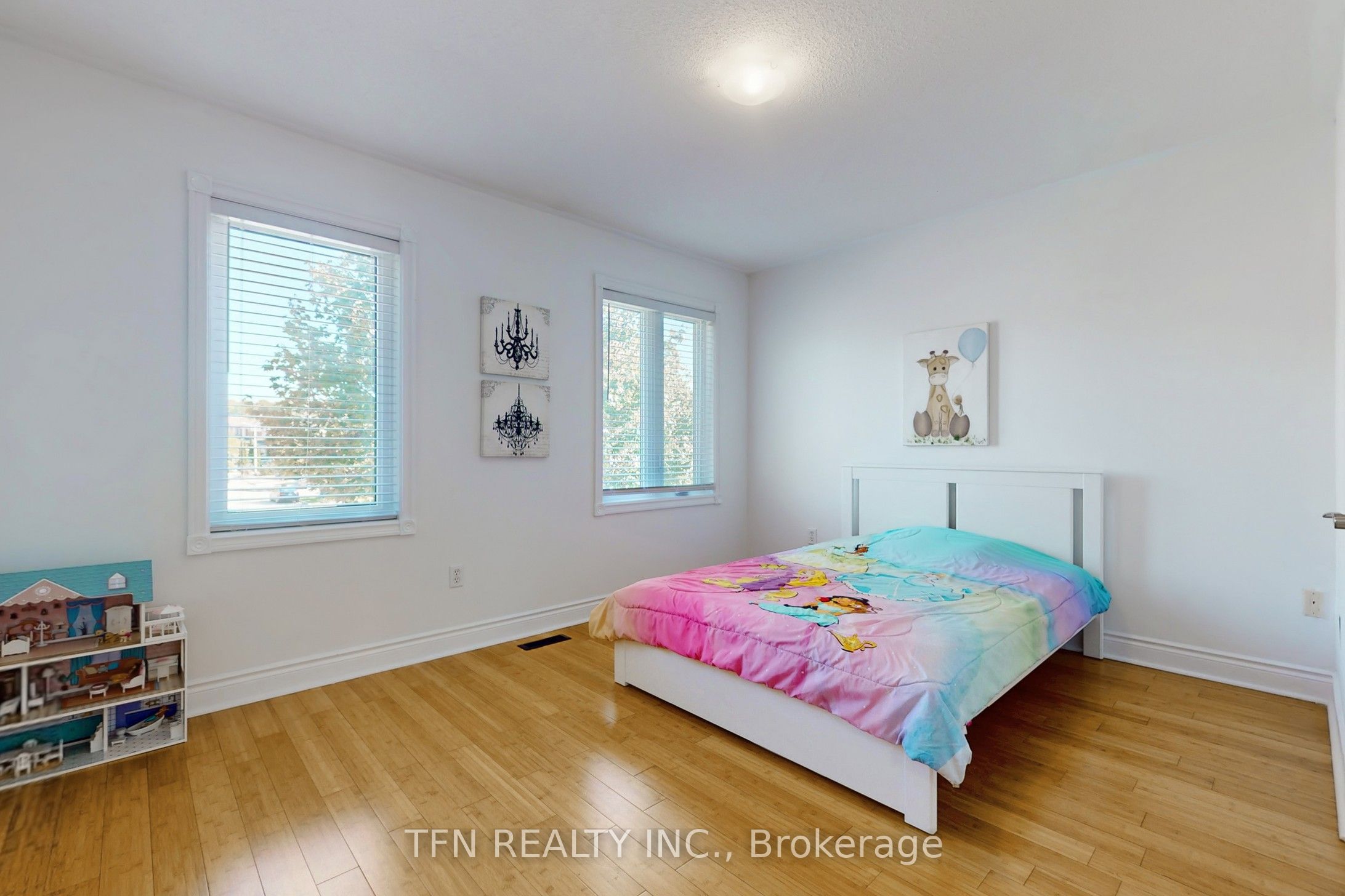 24 Lucerne Drive Property Photo 19