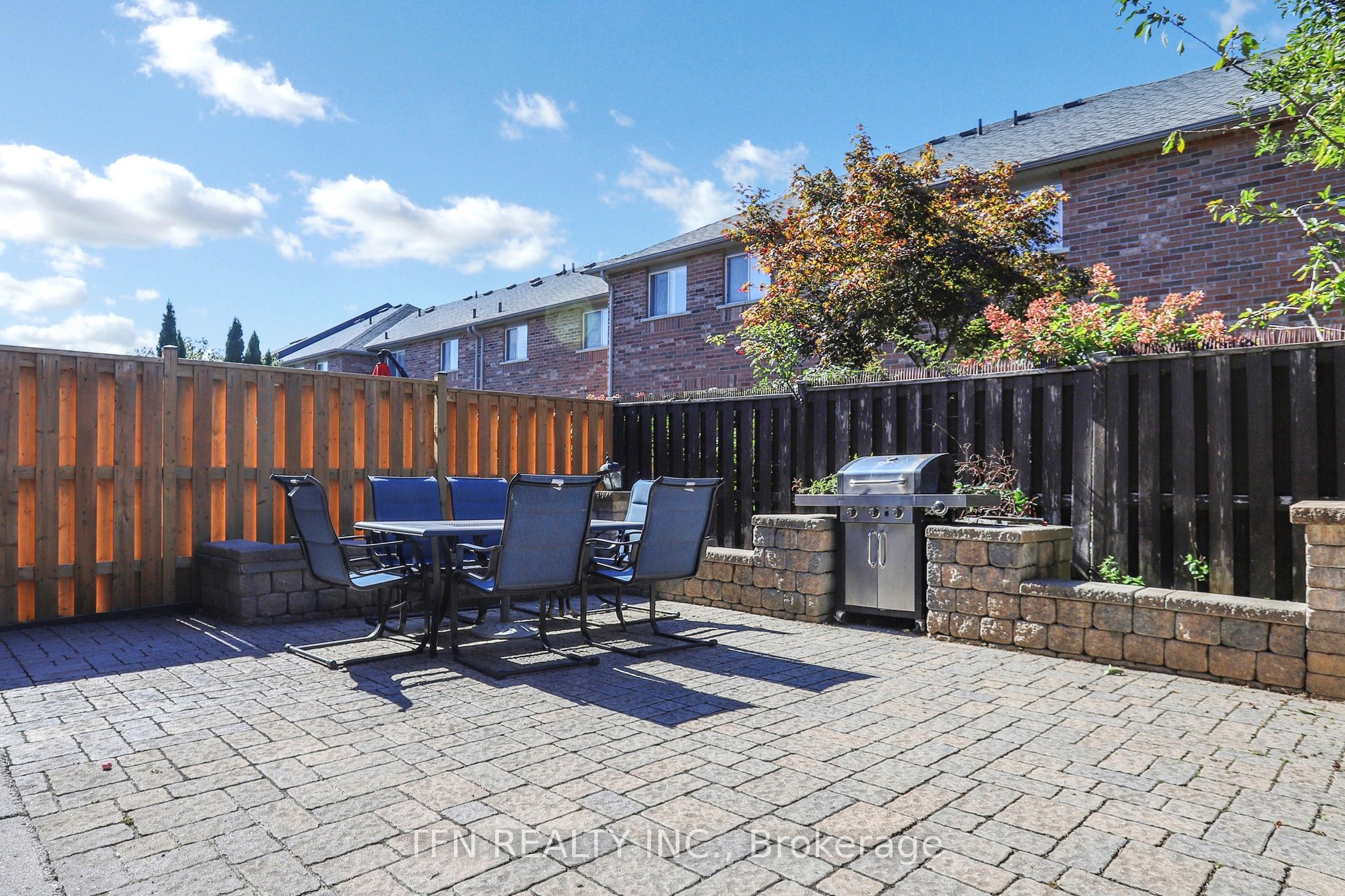 24 Lucerne Drive Property Photo 28