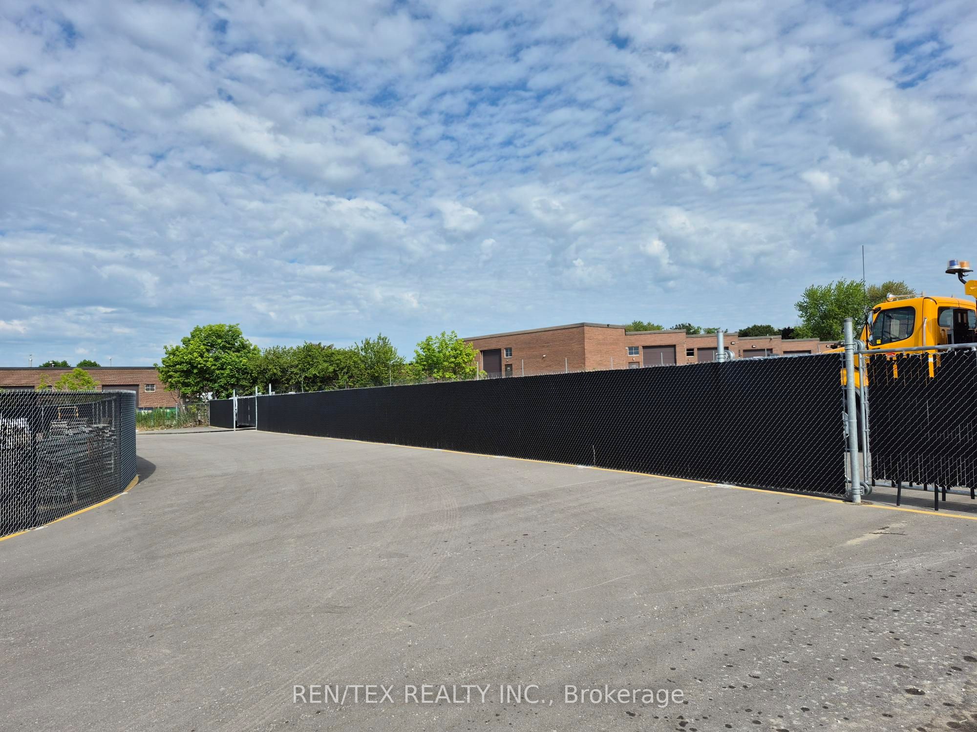 582 Rivermede Road 11-14 & 18-21 Property Photo 9