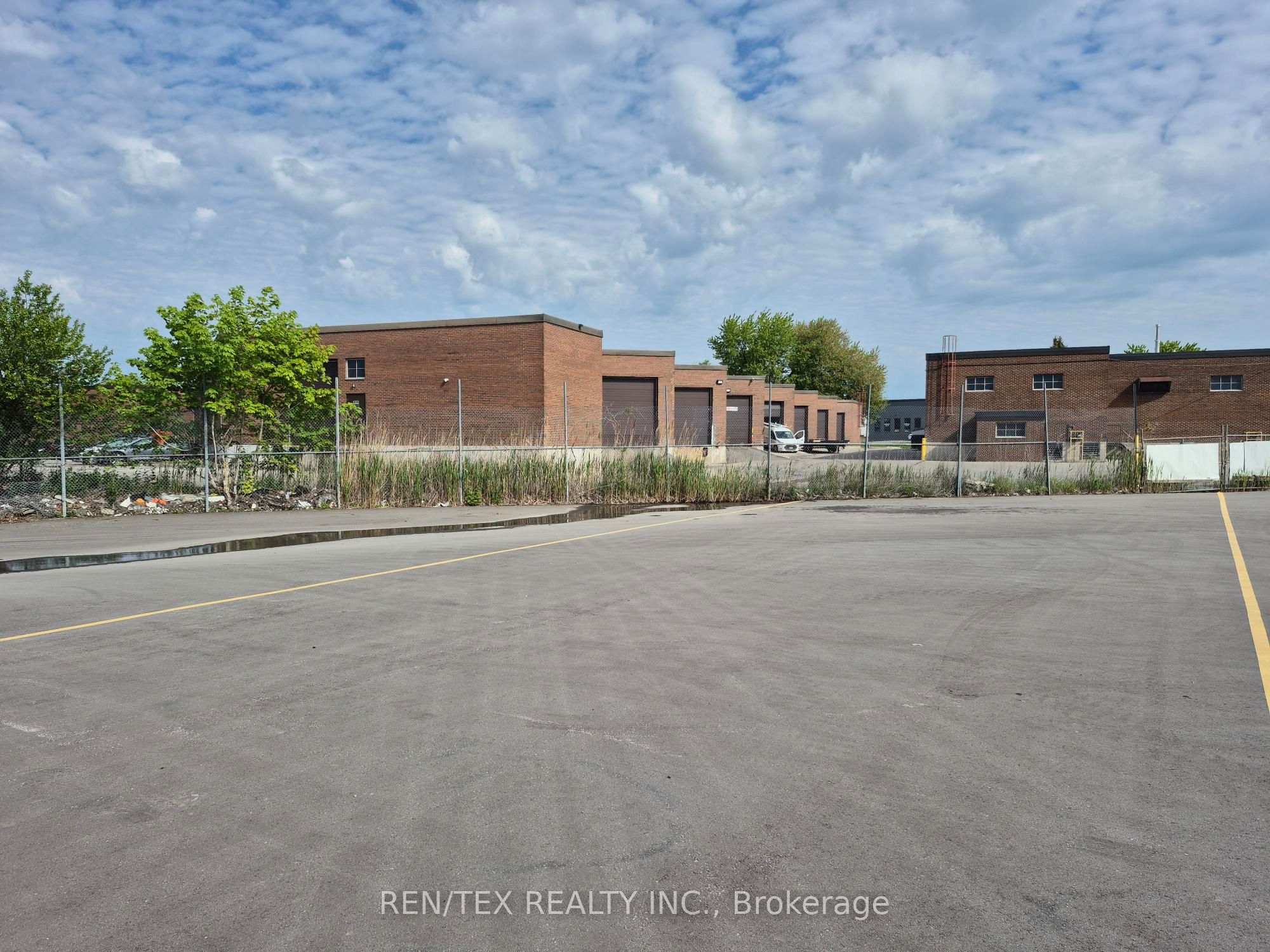 582 Rivermede Road 11-14 & 18-21 Property Photo 13