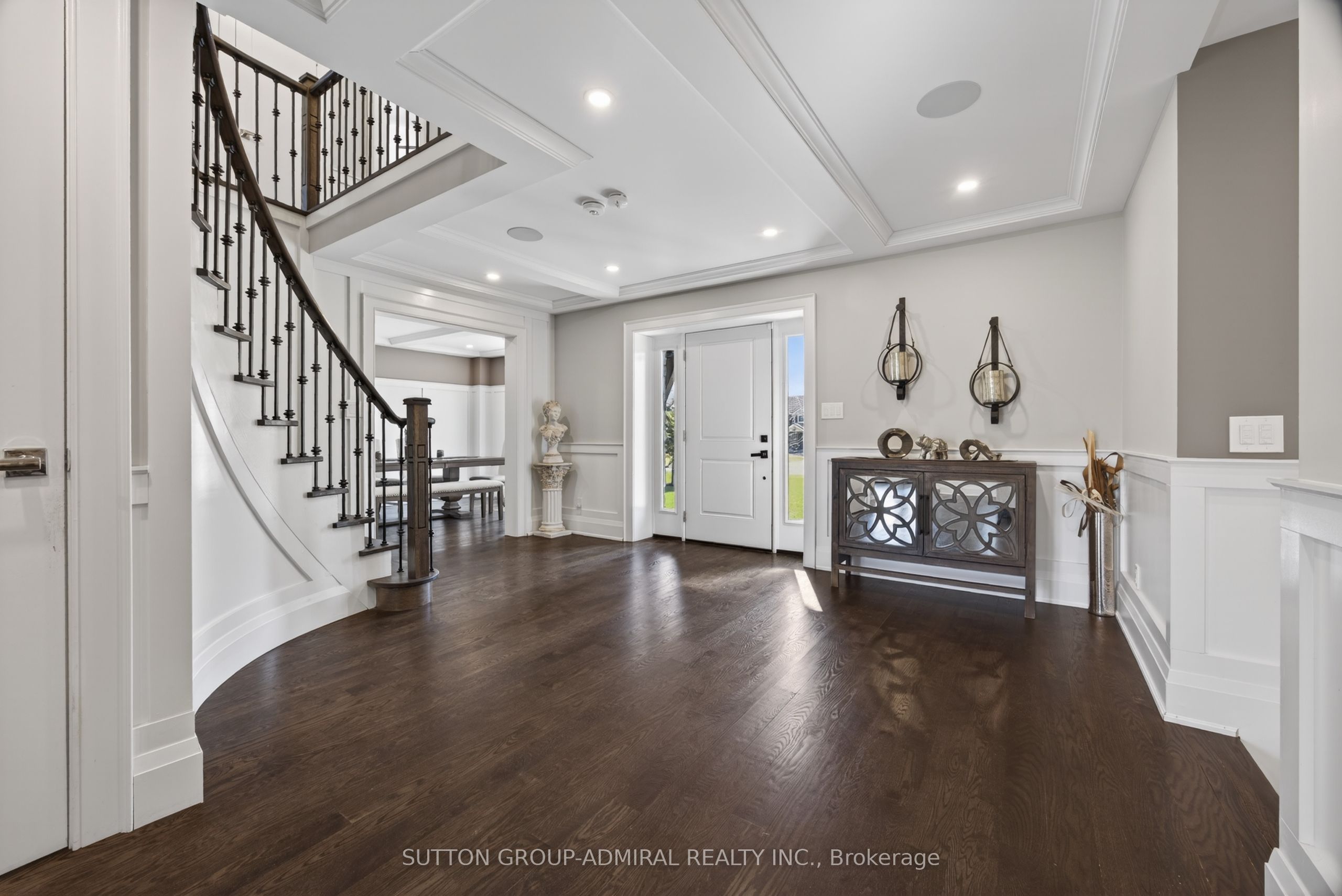 517 Aintree Drive Property Photo 4
