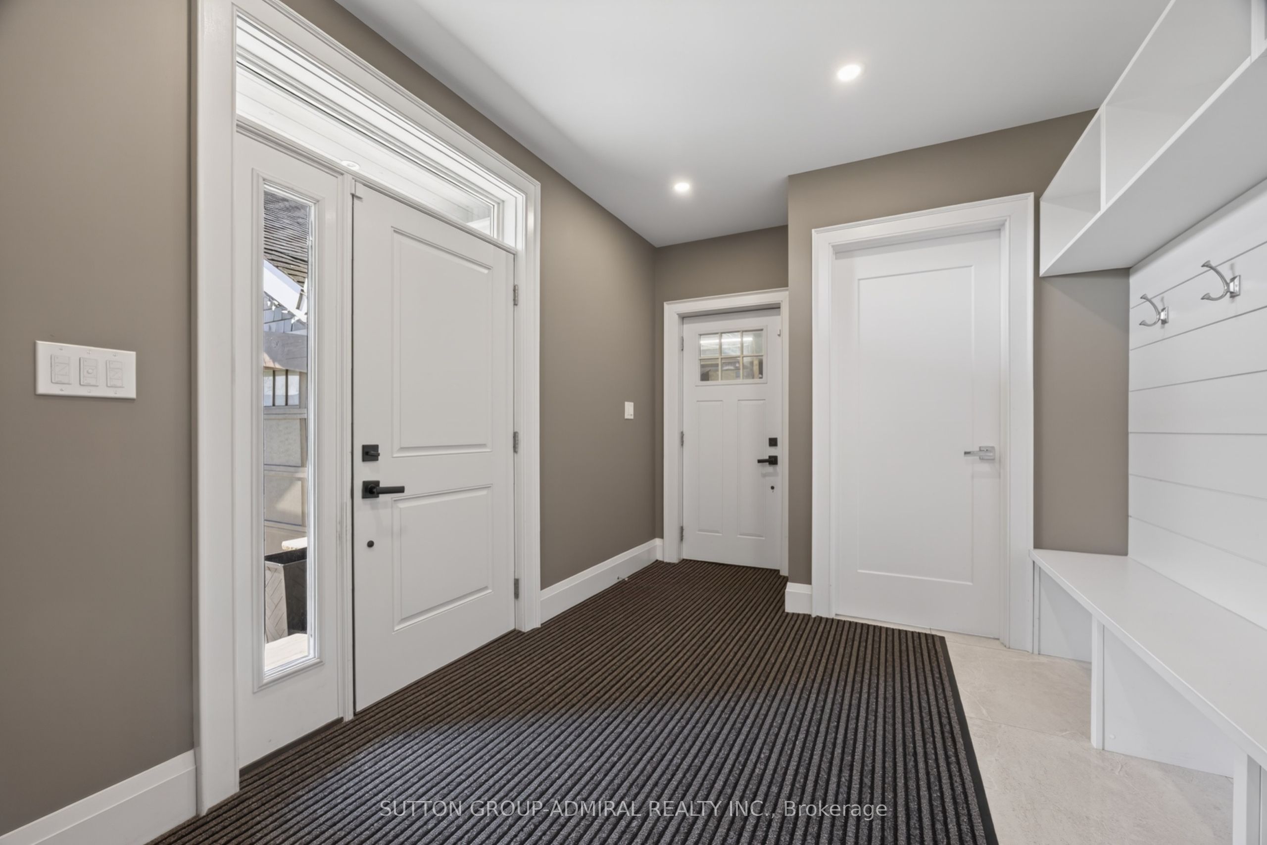 517 Aintree Drive Property Photo 15