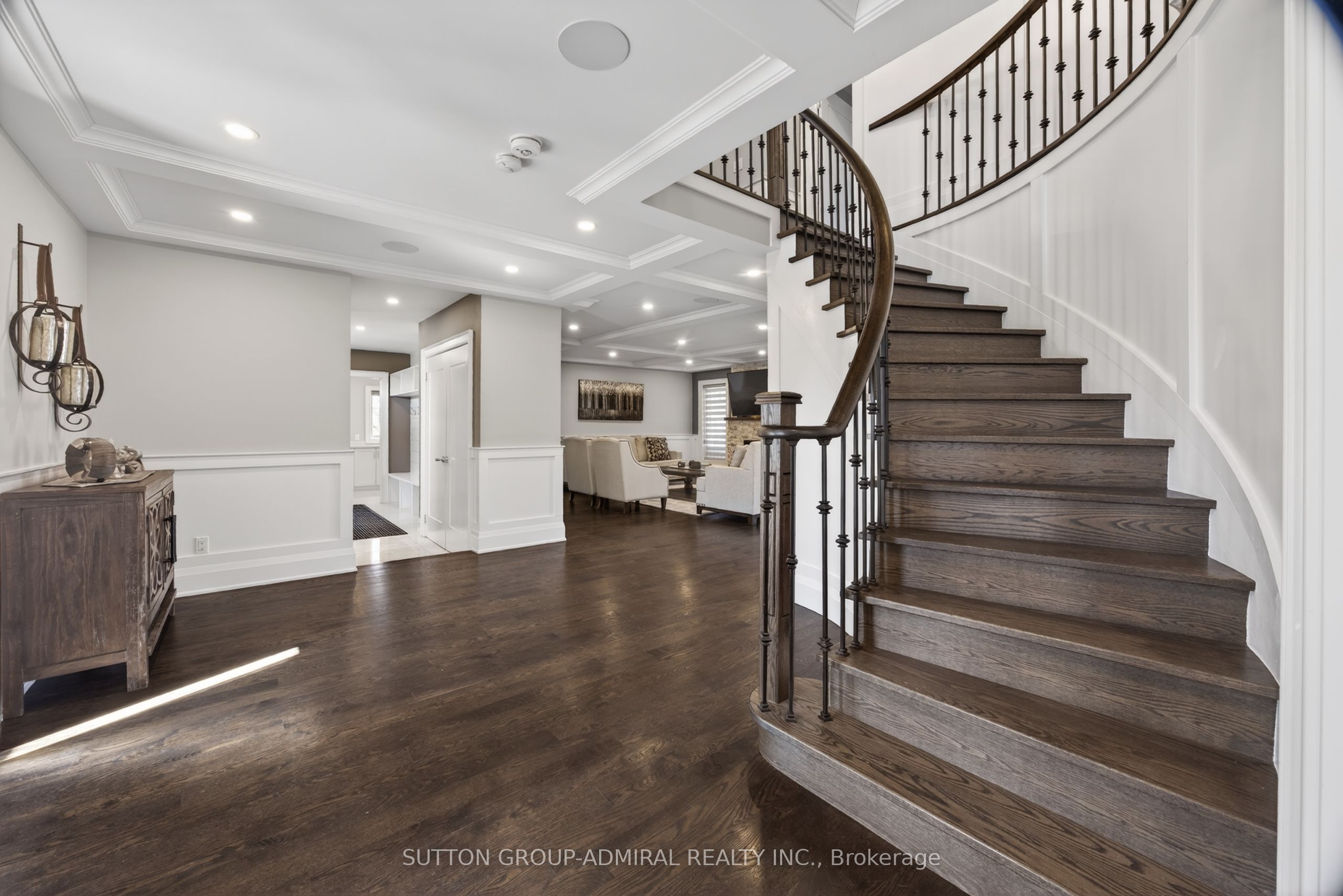 517 Aintree Drive Property Photo 17