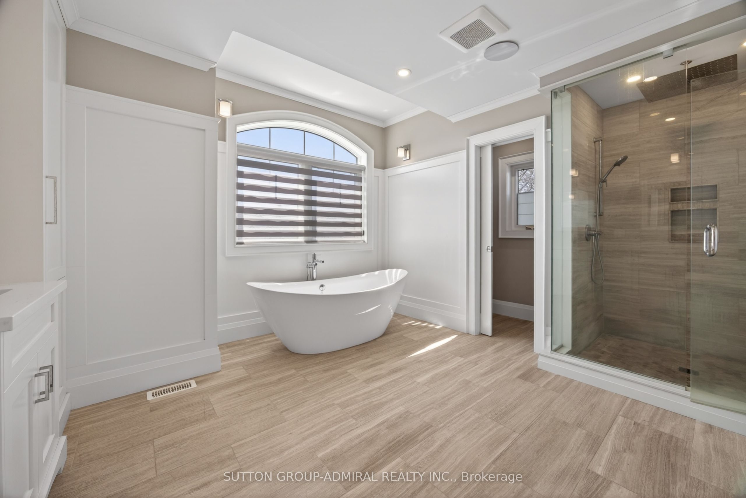 517 Aintree Drive Property Photo 21