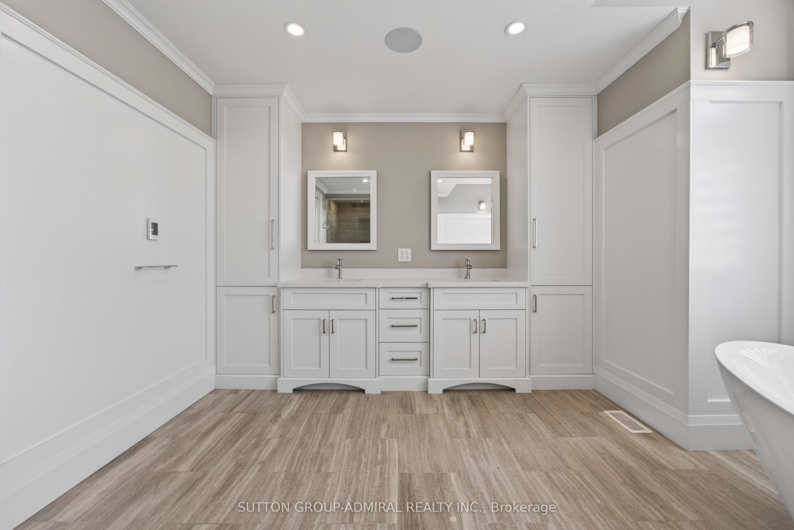 517 Aintree Drive Property Photo 22
