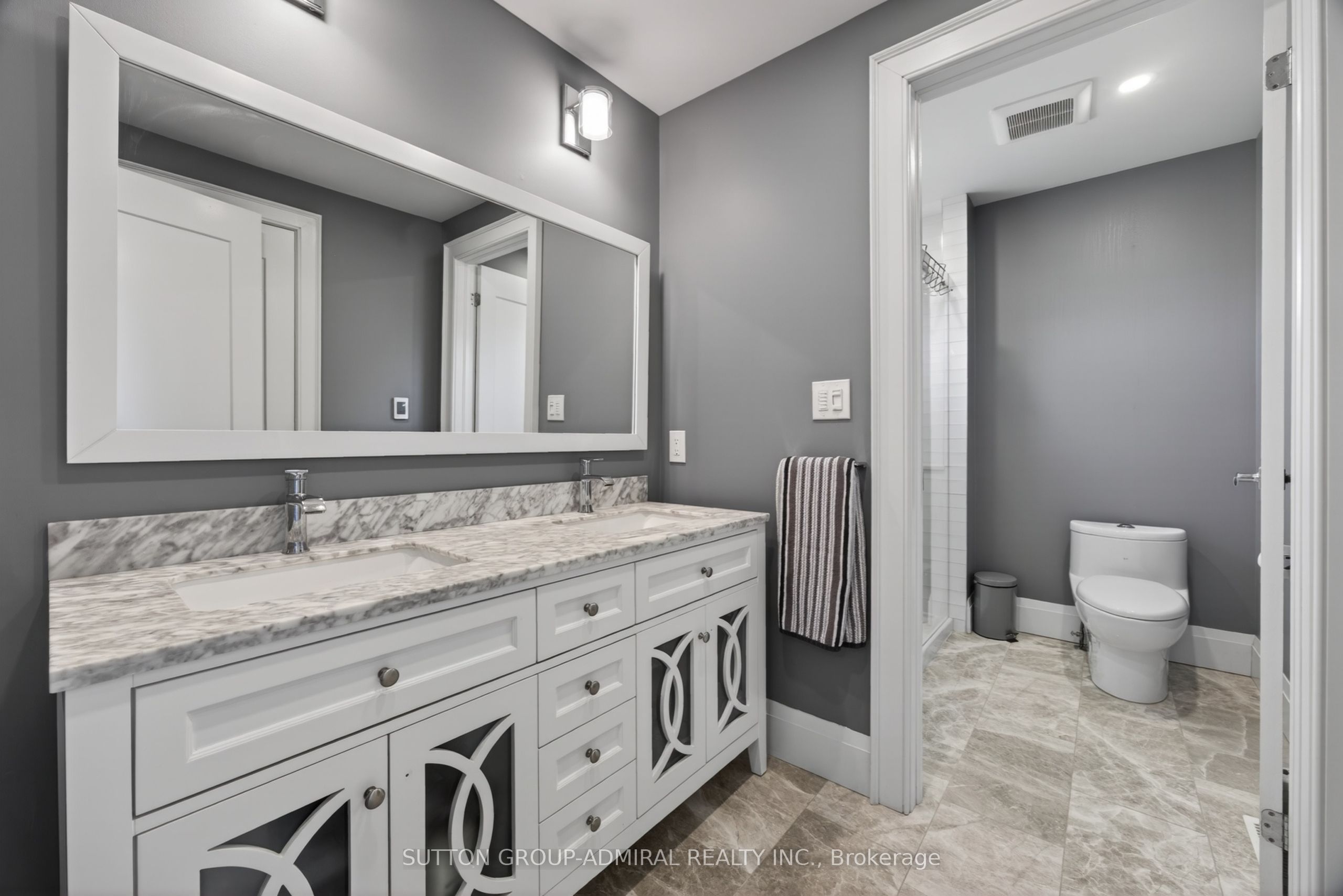 517 Aintree Drive Property Photo 25
