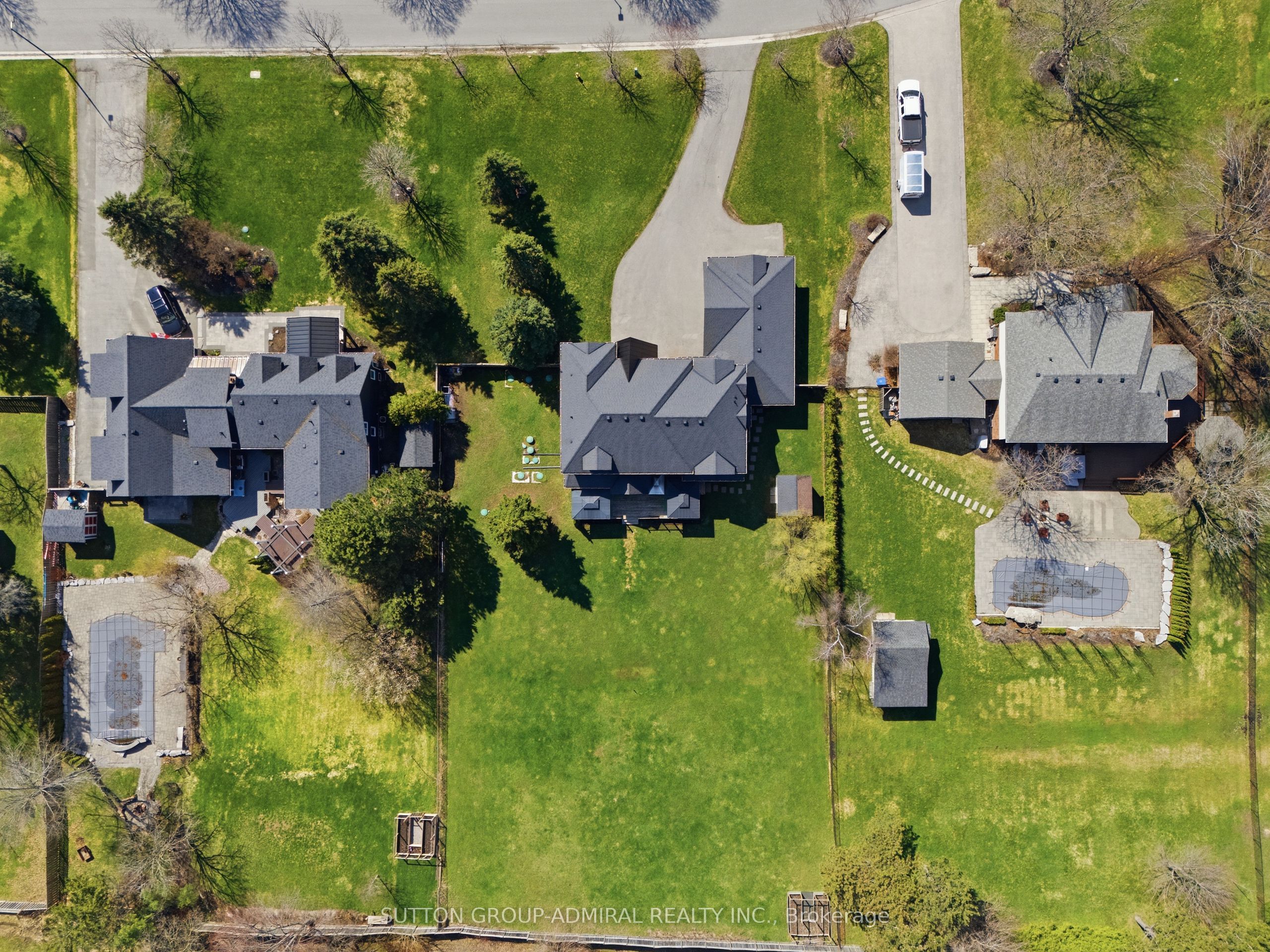 517 Aintree Drive Property Photo 43
