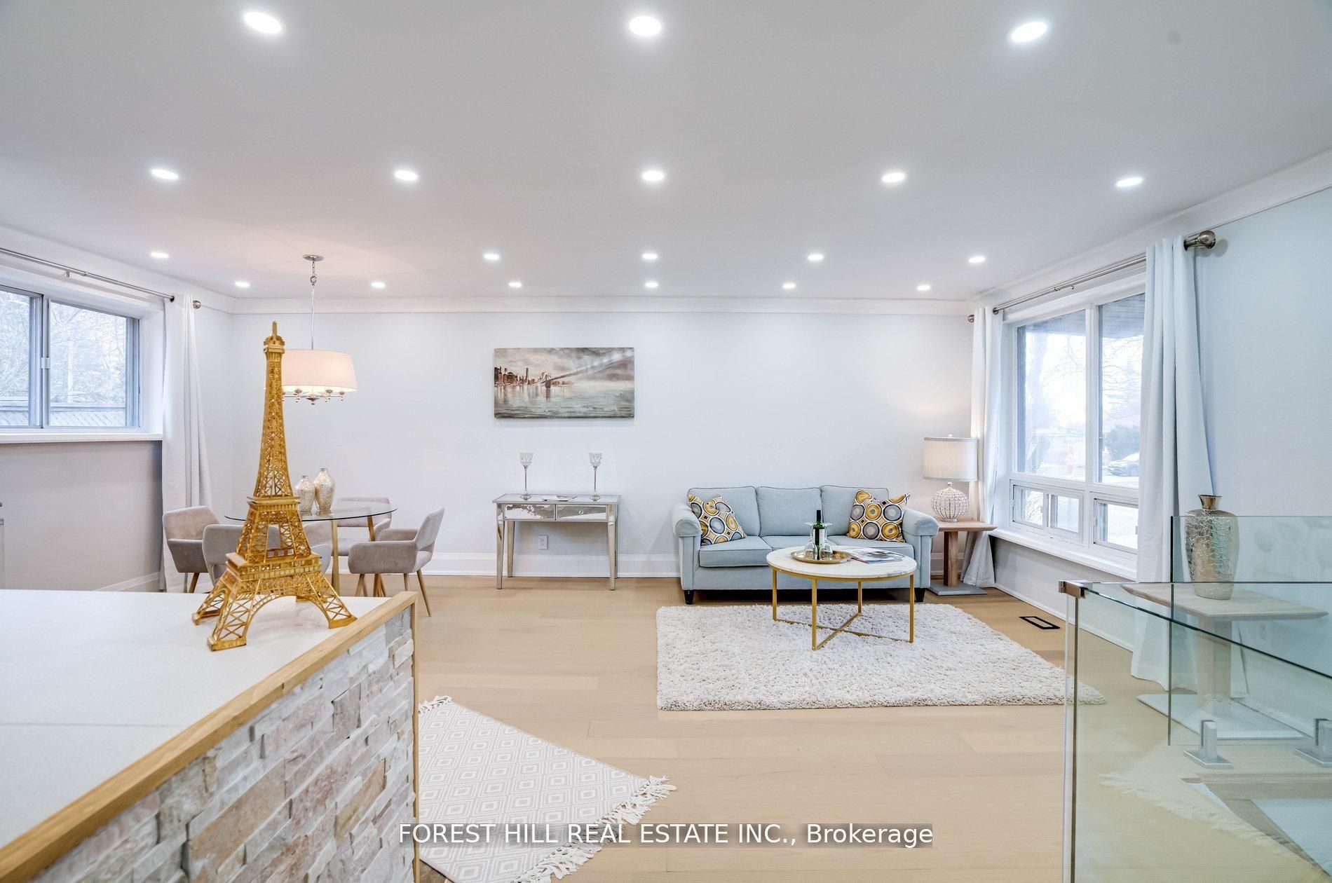 1 Willis Drive Property Photo 12