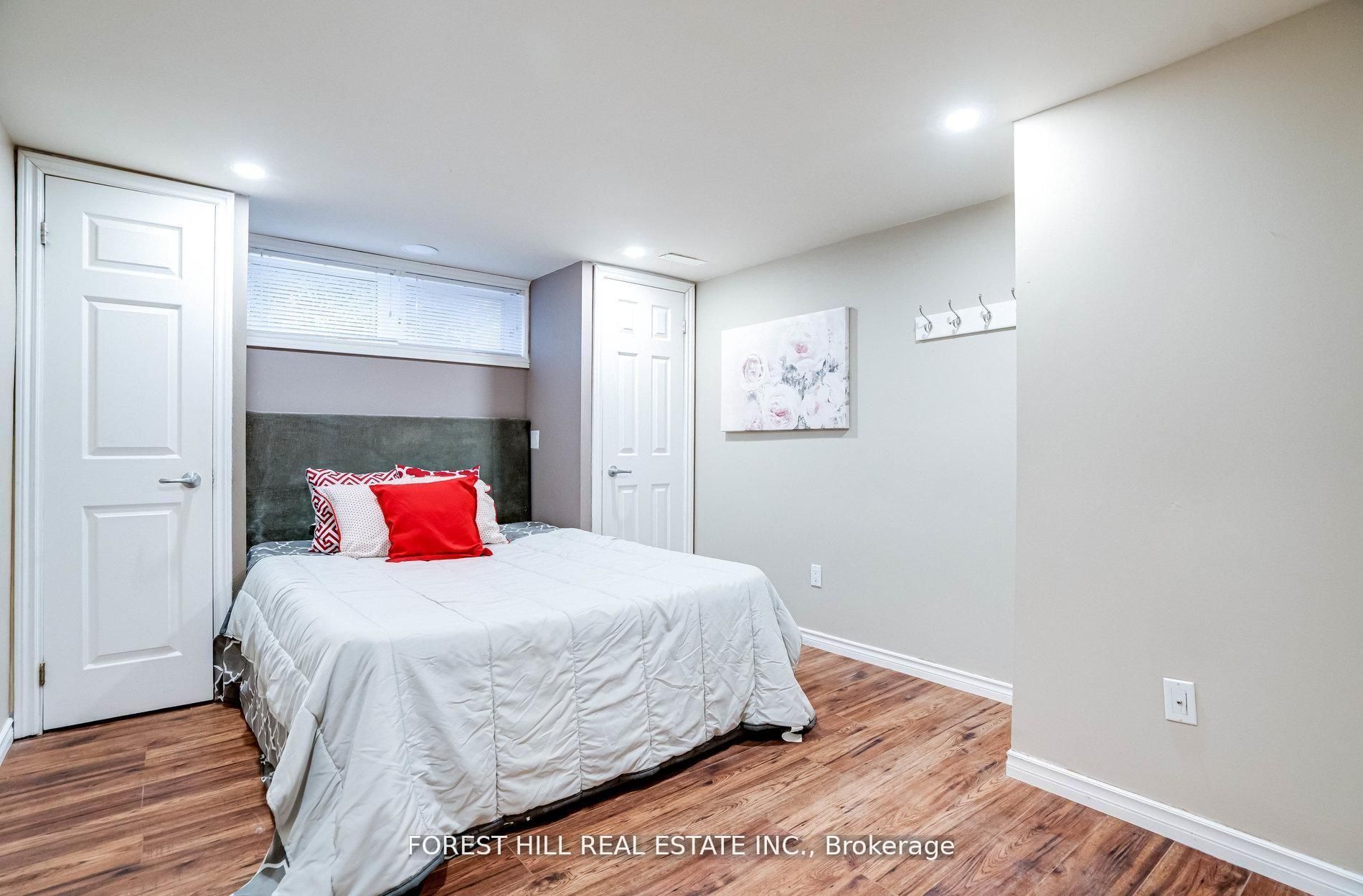 1 Willis Drive Property Photo 22