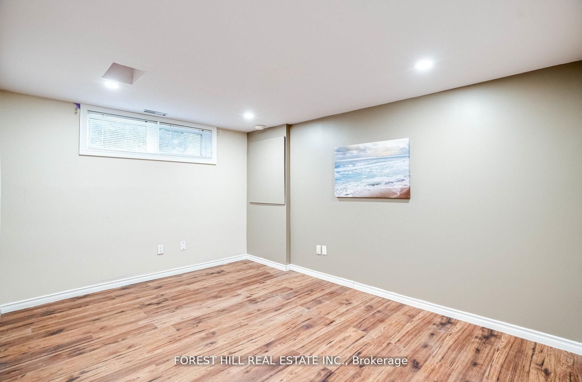 1 Willis Drive Property Photo 23