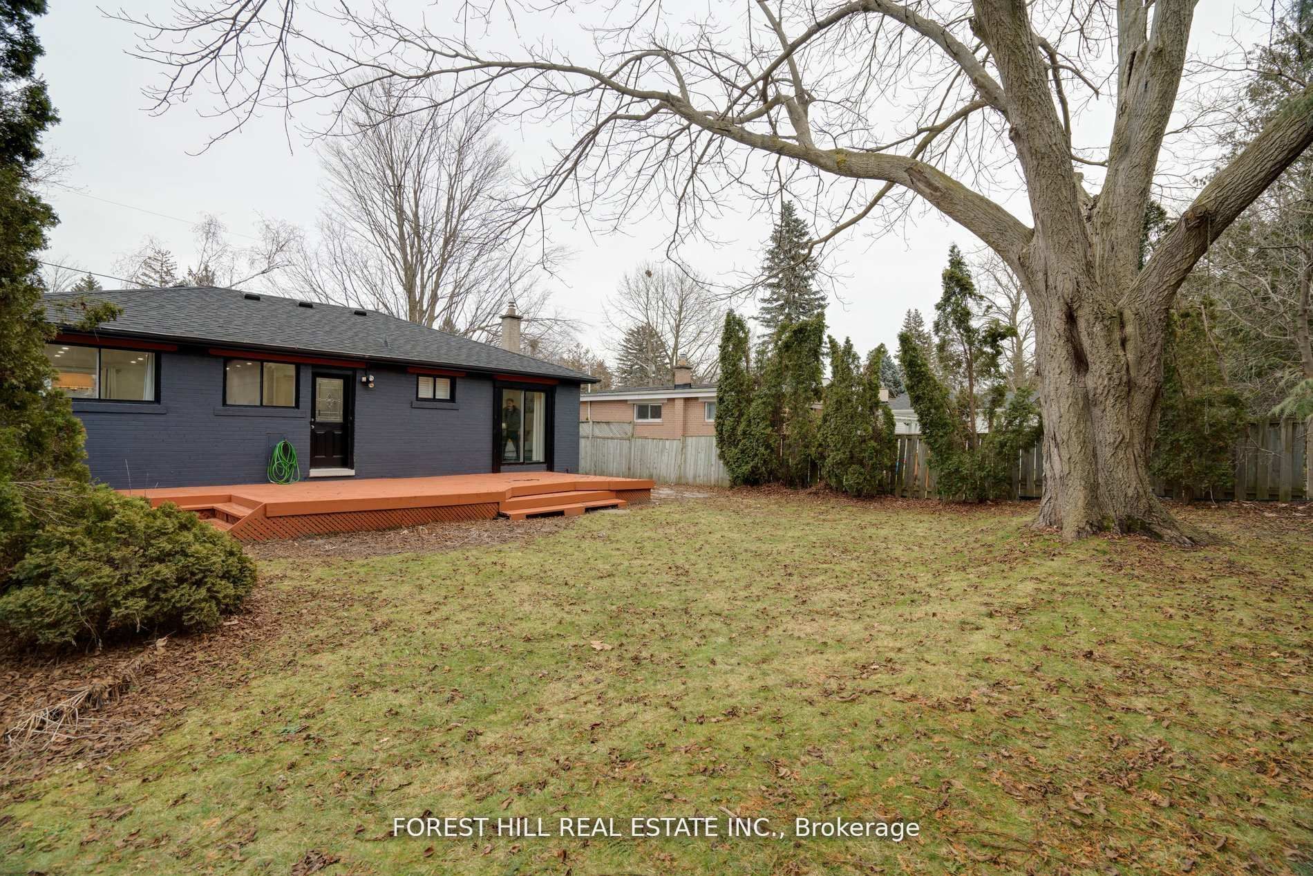 1 Willis Drive Property Photo 27
