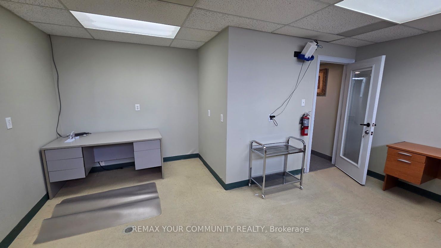6060 Highway 7 E Ll-a Property Photo 2