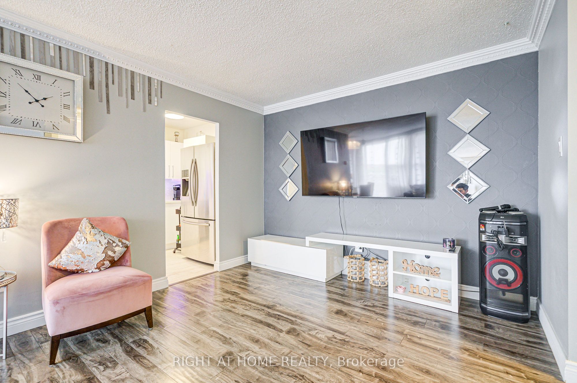 180 Dudley Avenue 607 Property Photo 10