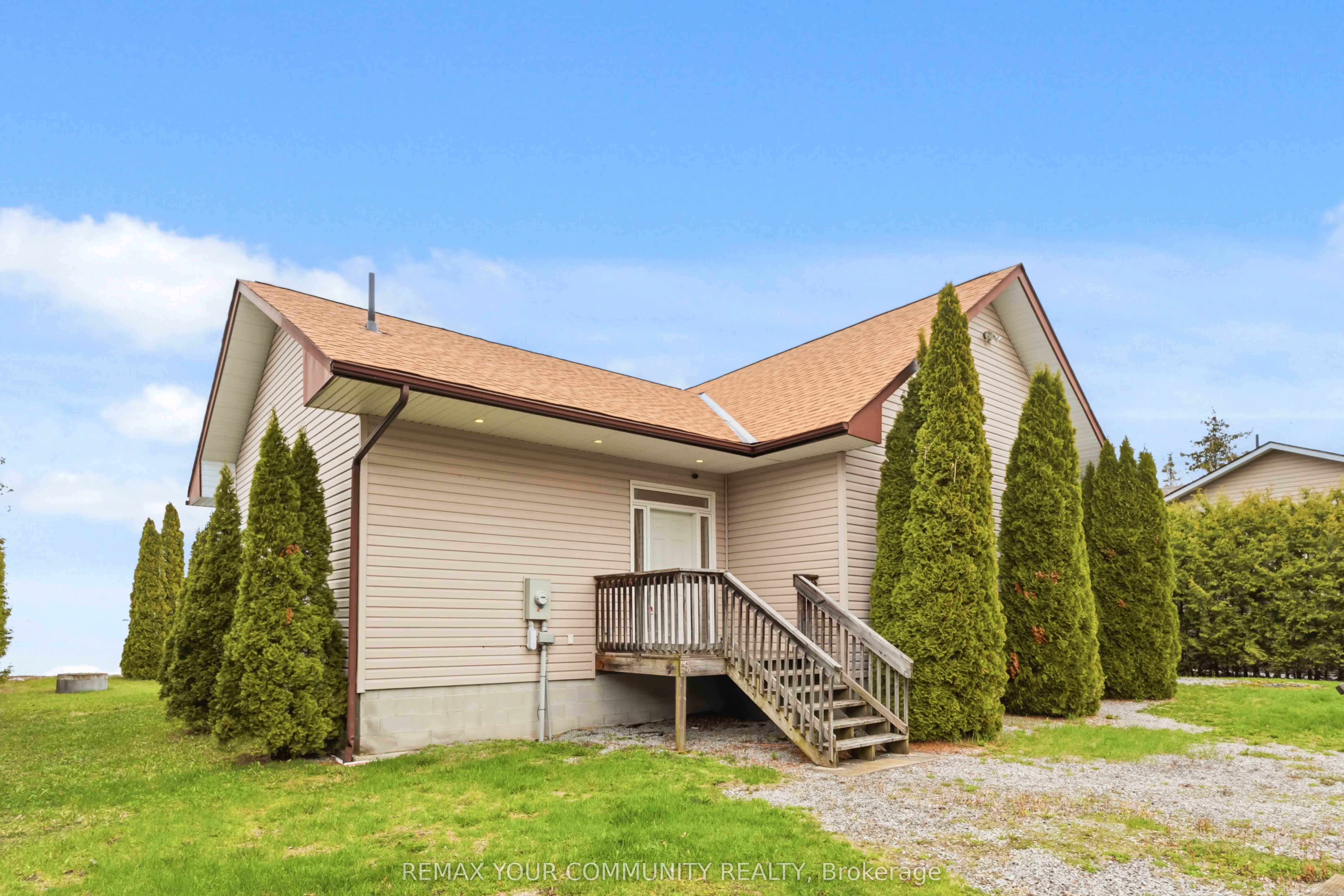 1082 Loon Road Property Photo 5