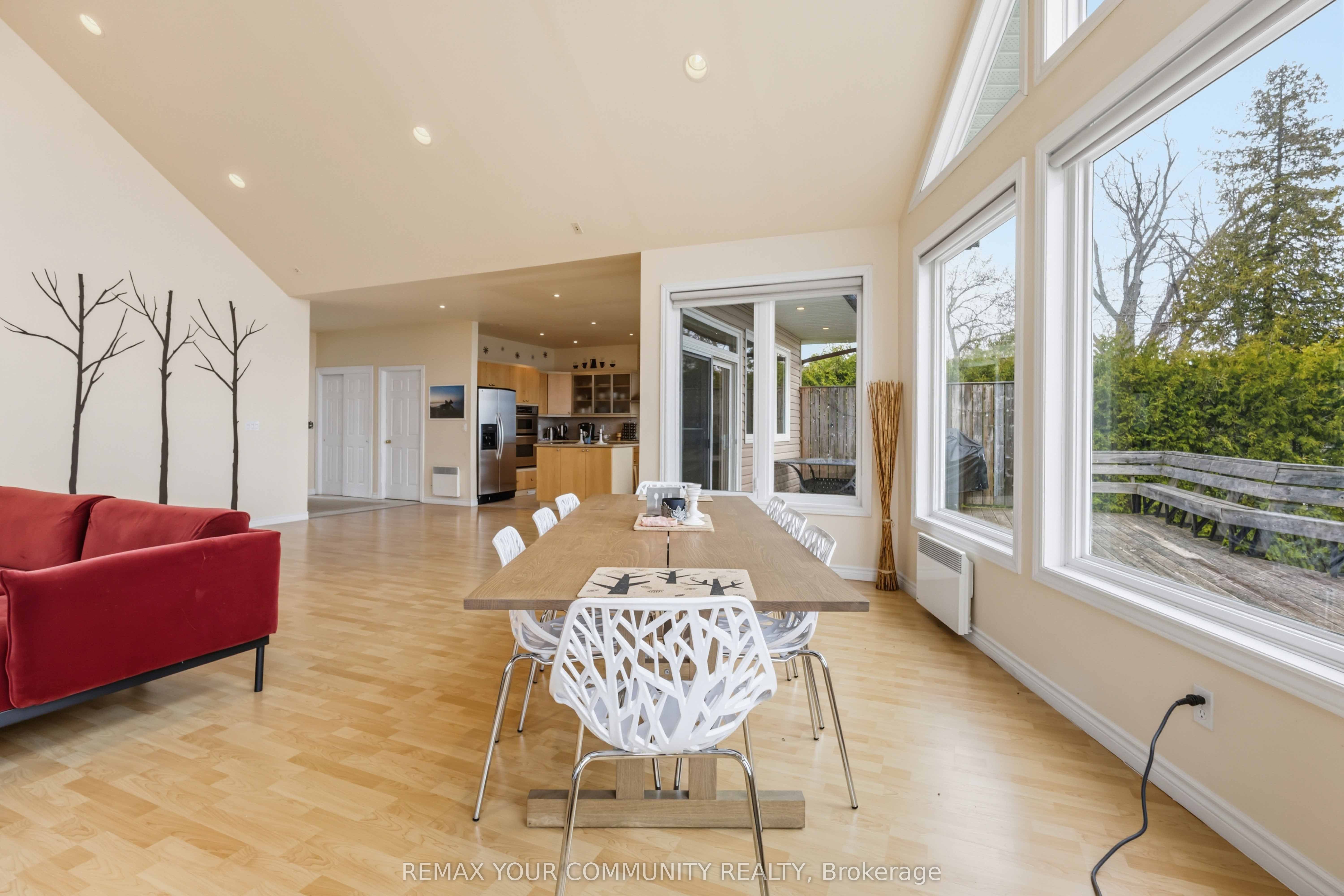 1082 Loon Road Property Photo 9