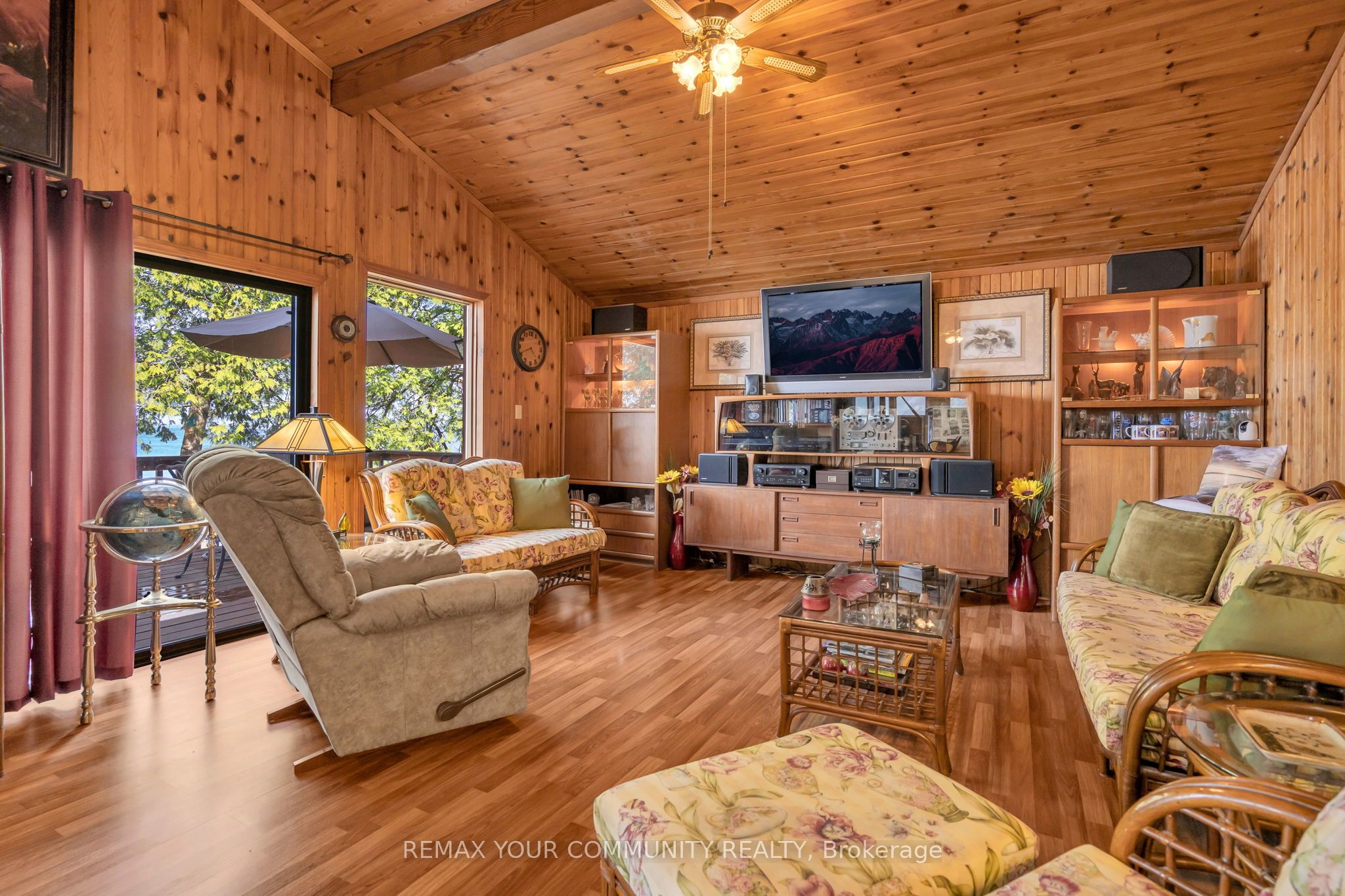 344 Loon Road E Property Photo 12