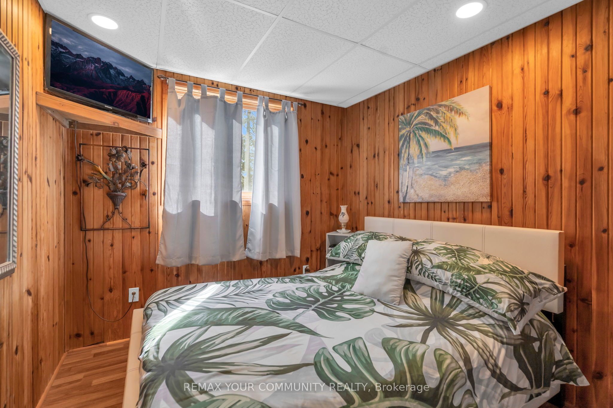 344 Loon Road E Property Photo 19