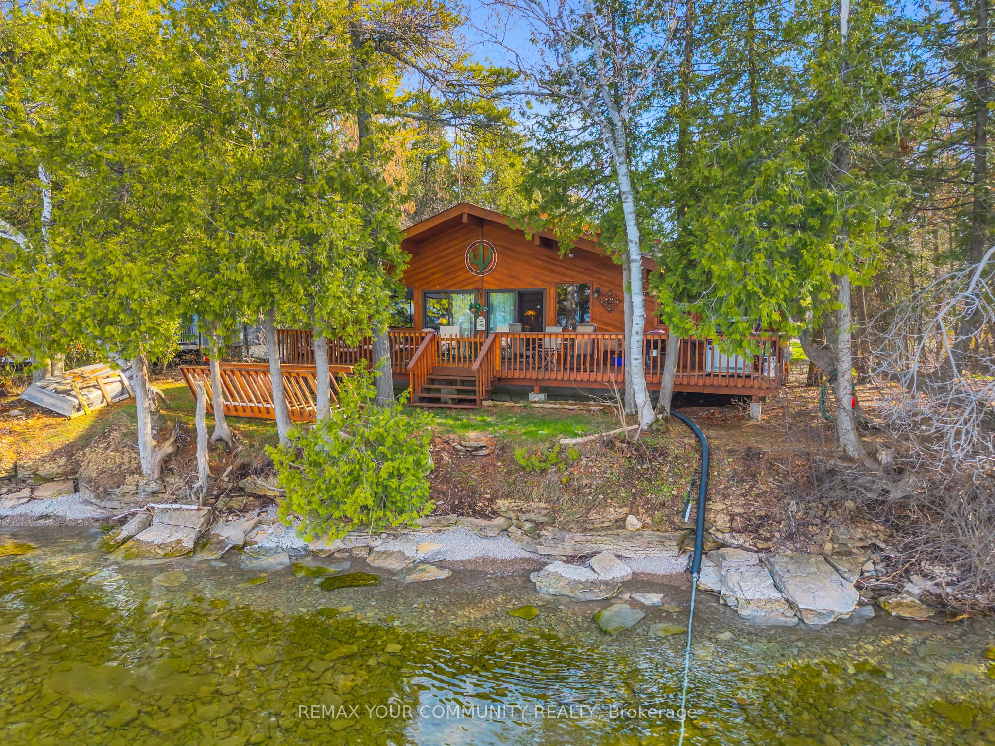 344 Loon Road E Property Photo 31