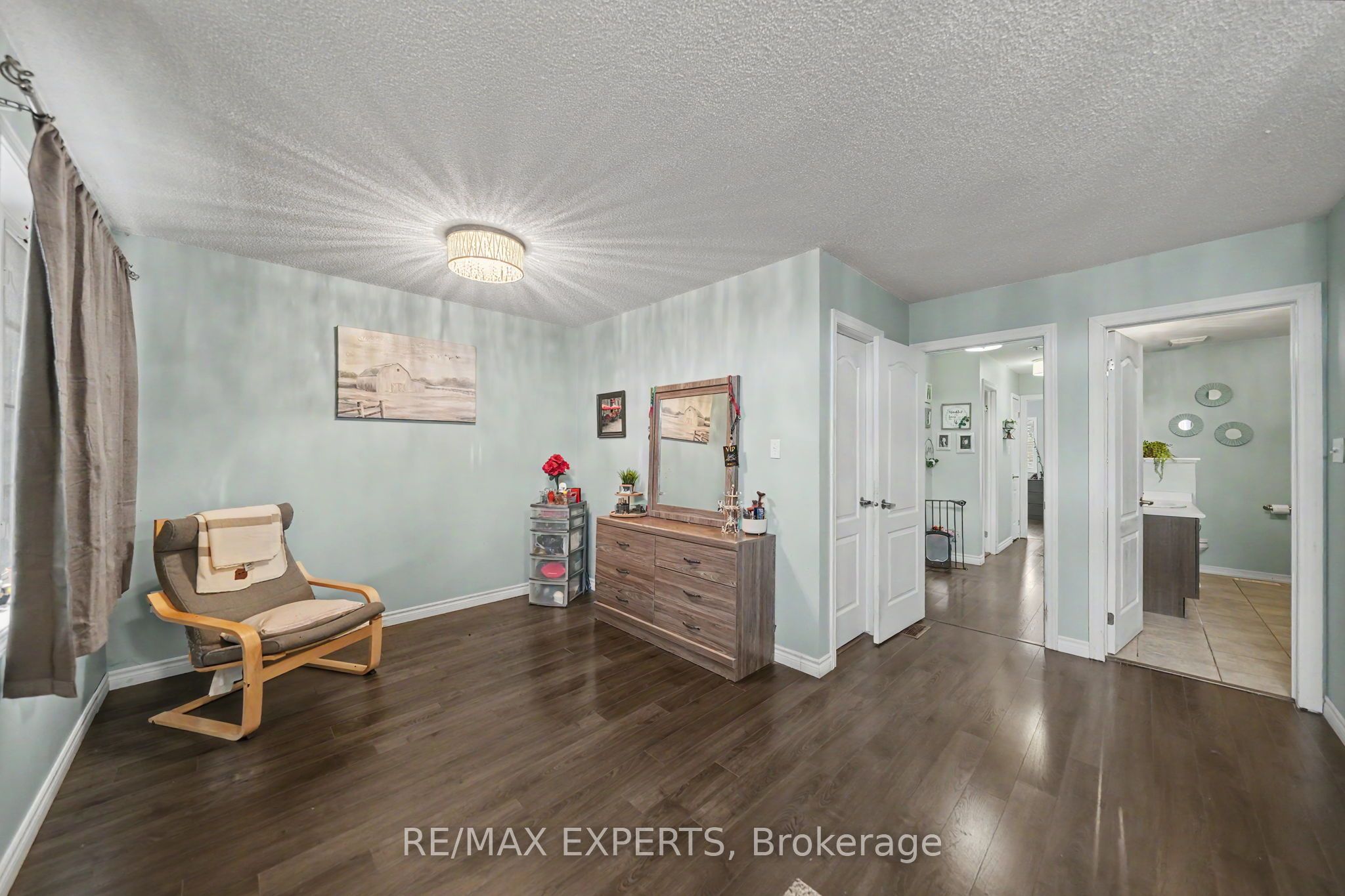 1261 Benson Street Property Photo 16