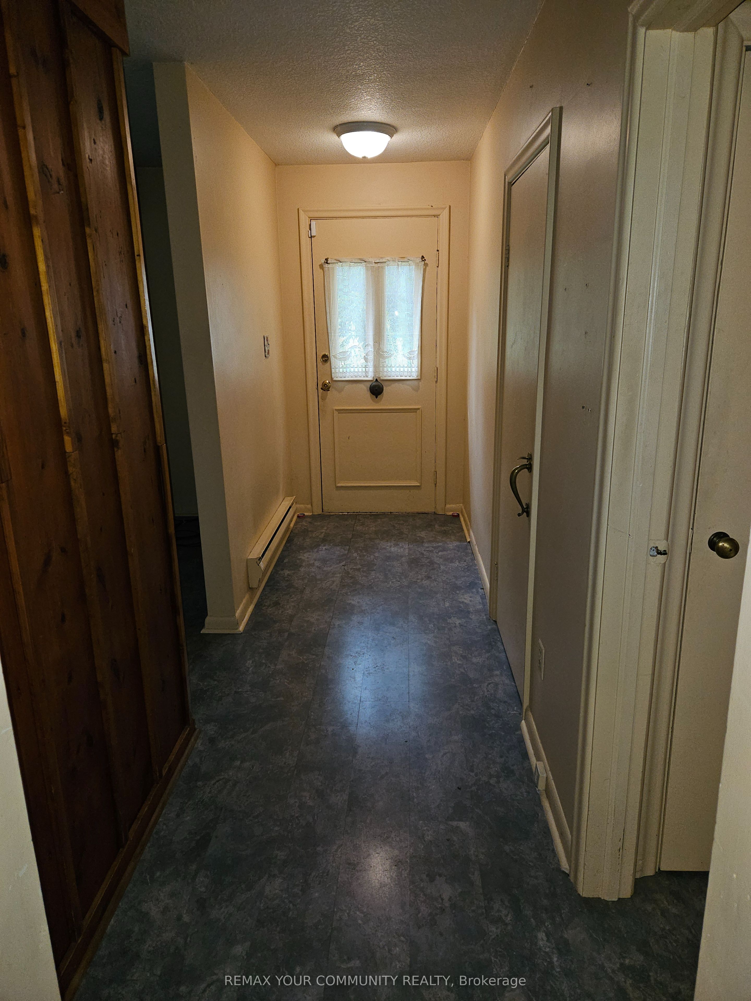 11419 Bathurst Street Property Photo 4