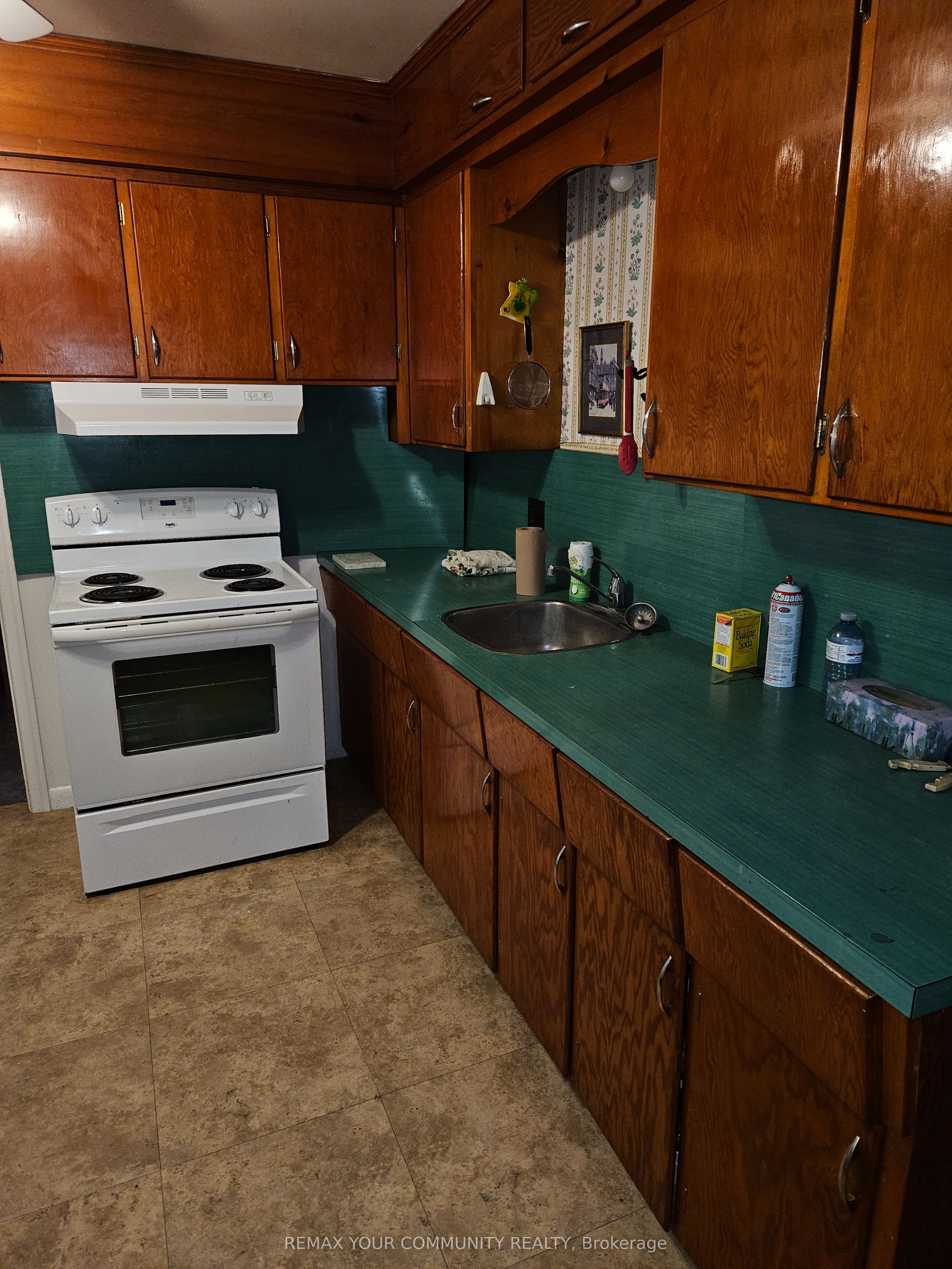 11419 Bathurst Street Property Photo 9