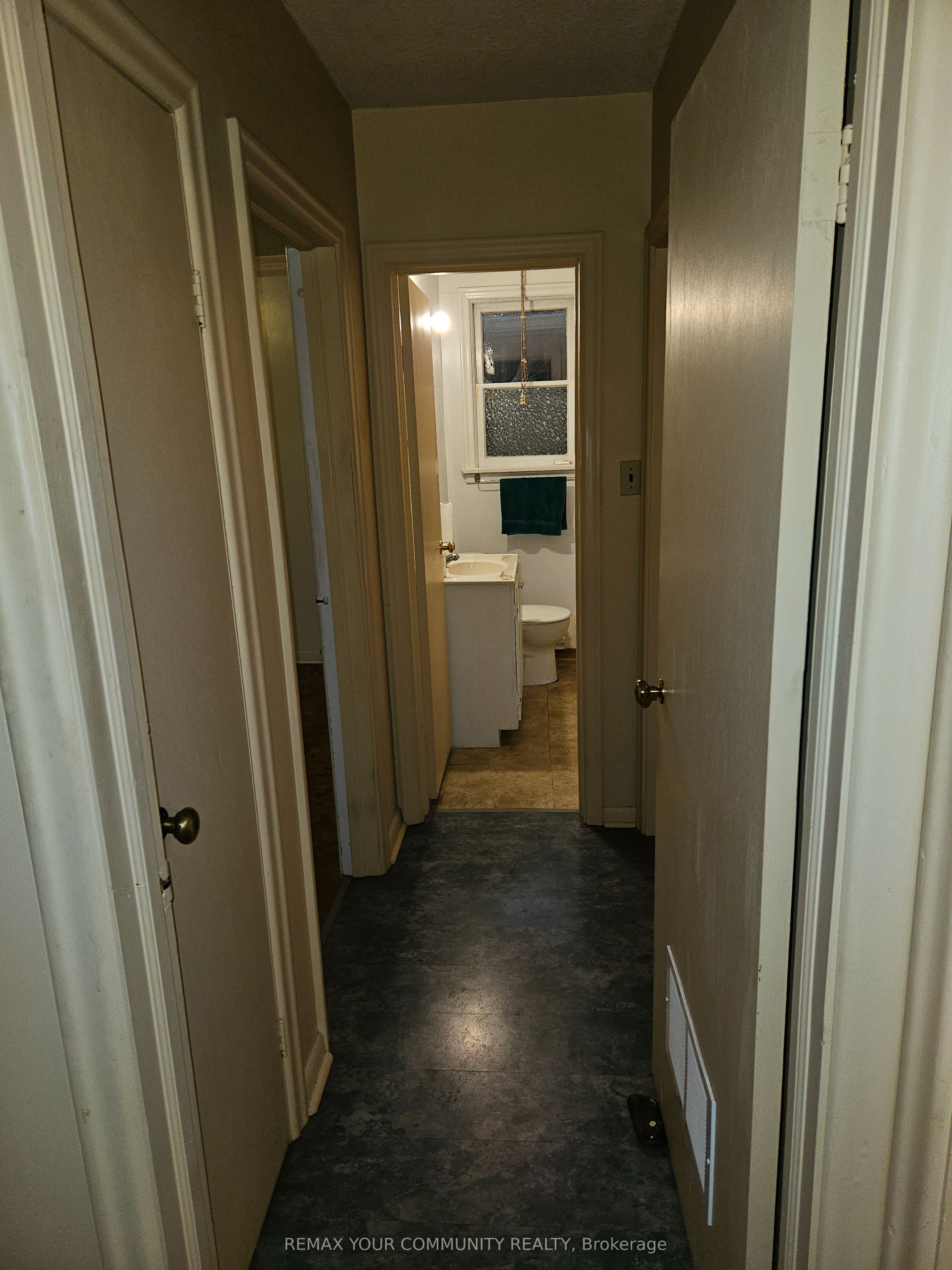 11419 Bathurst Street Property Photo 10