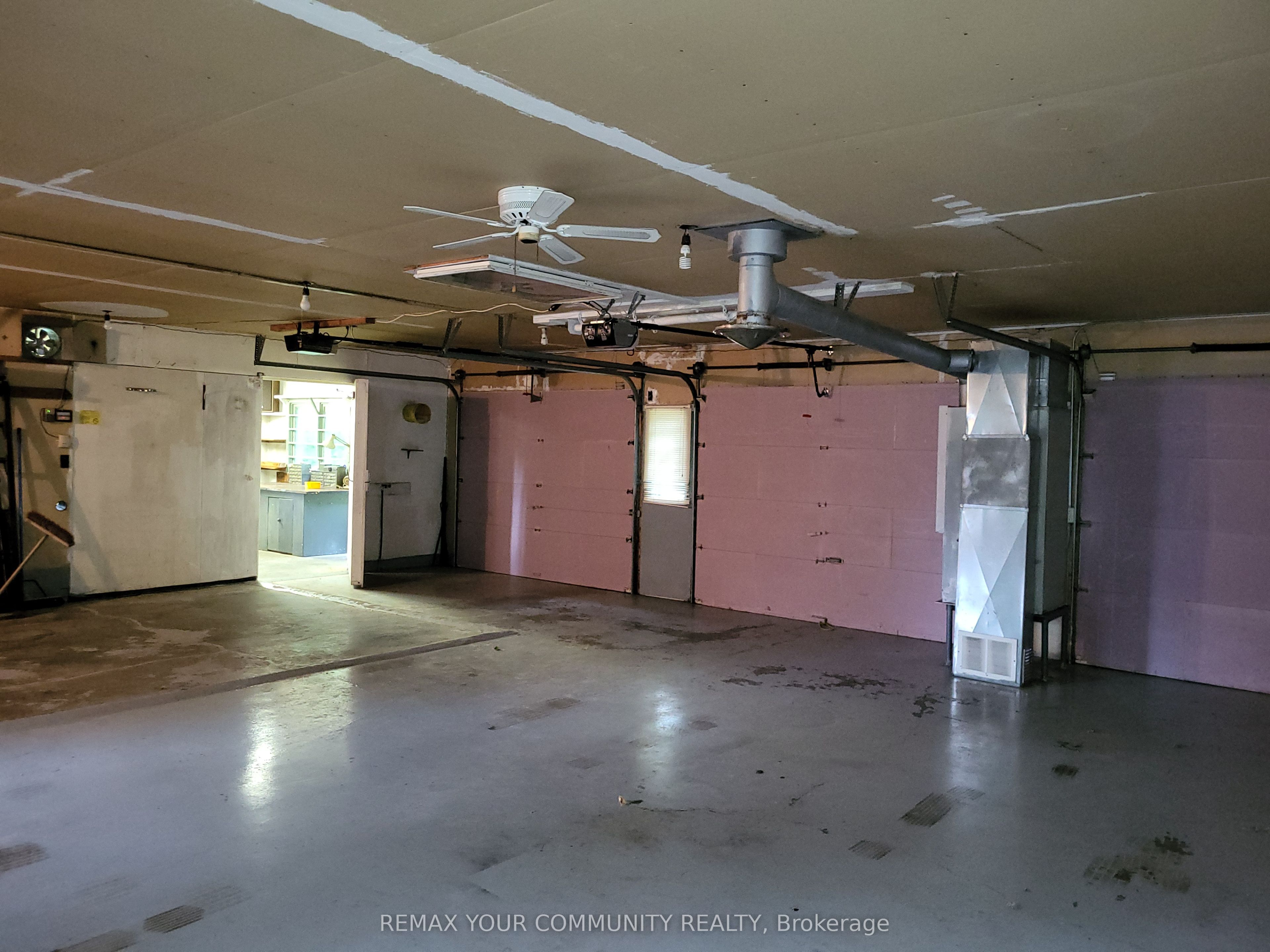 11419 Bathurst Street Property Photo 32