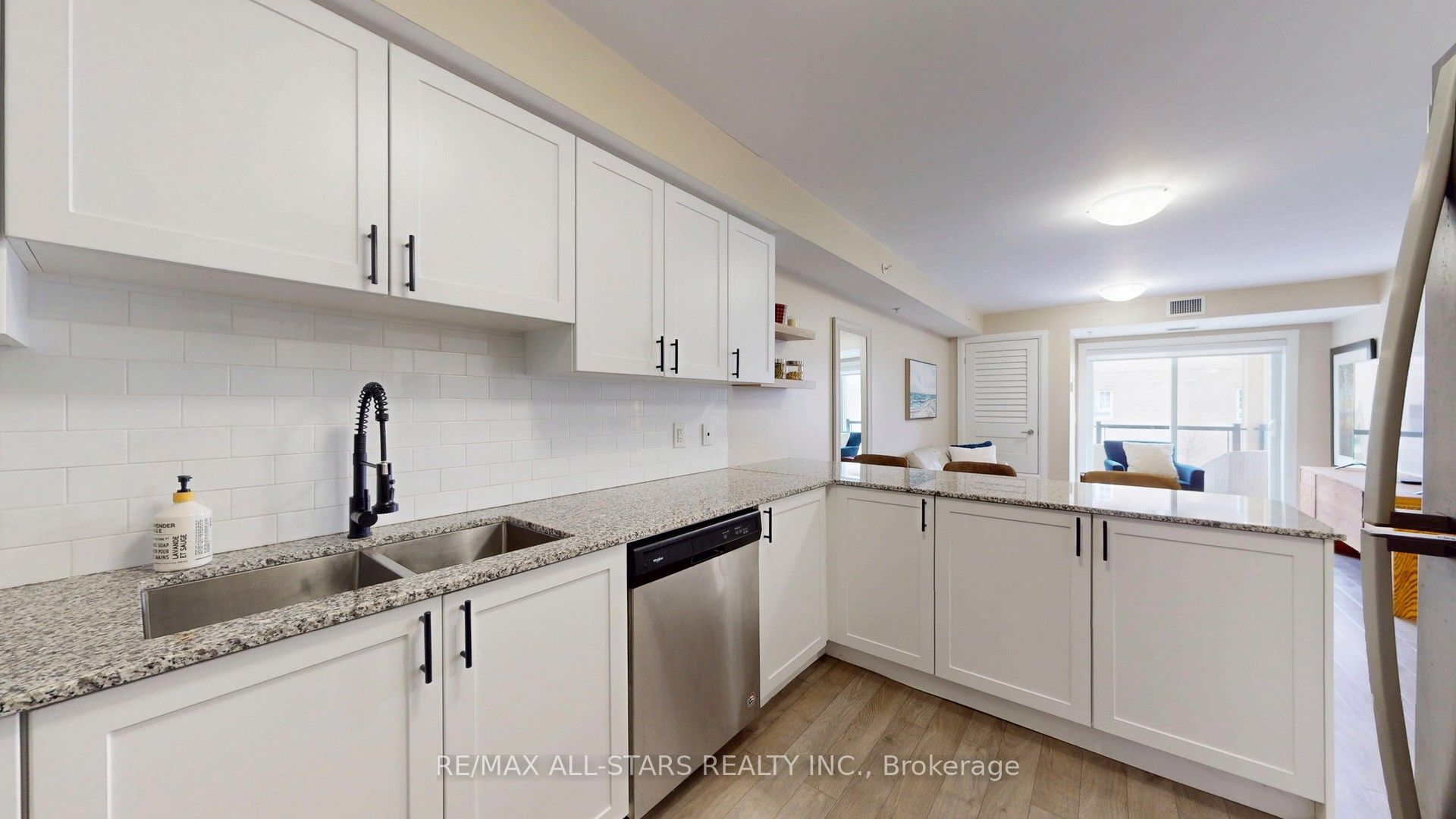 481 Rupert Avenue 203 Property Photo 6