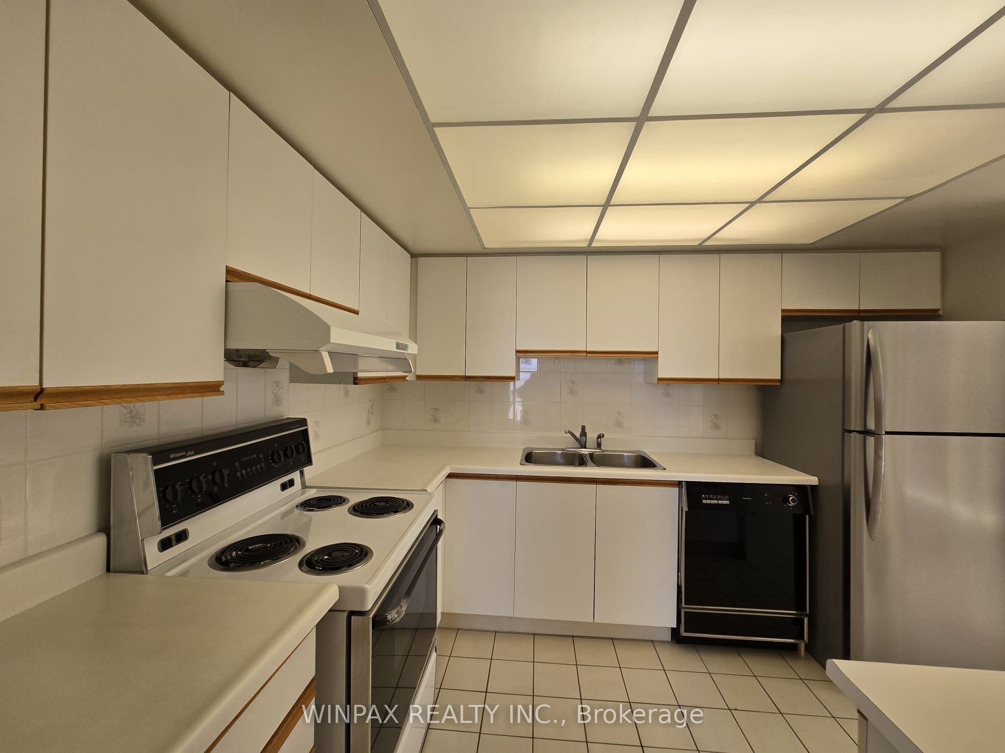 20 Harding Boulevard 1202 Property Photo 12