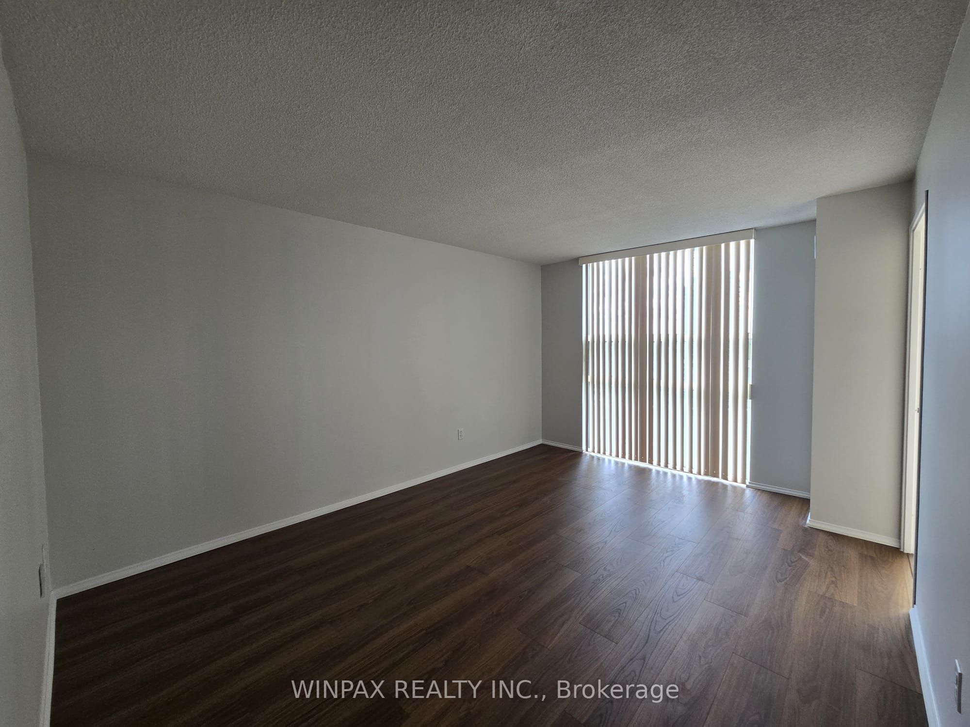 20 Harding Boulevard 1202 Property Photo 21