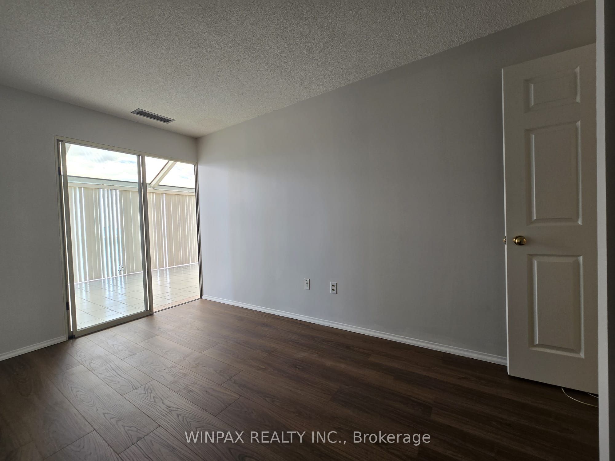 20 Harding Boulevard 1202 Property Photo 26