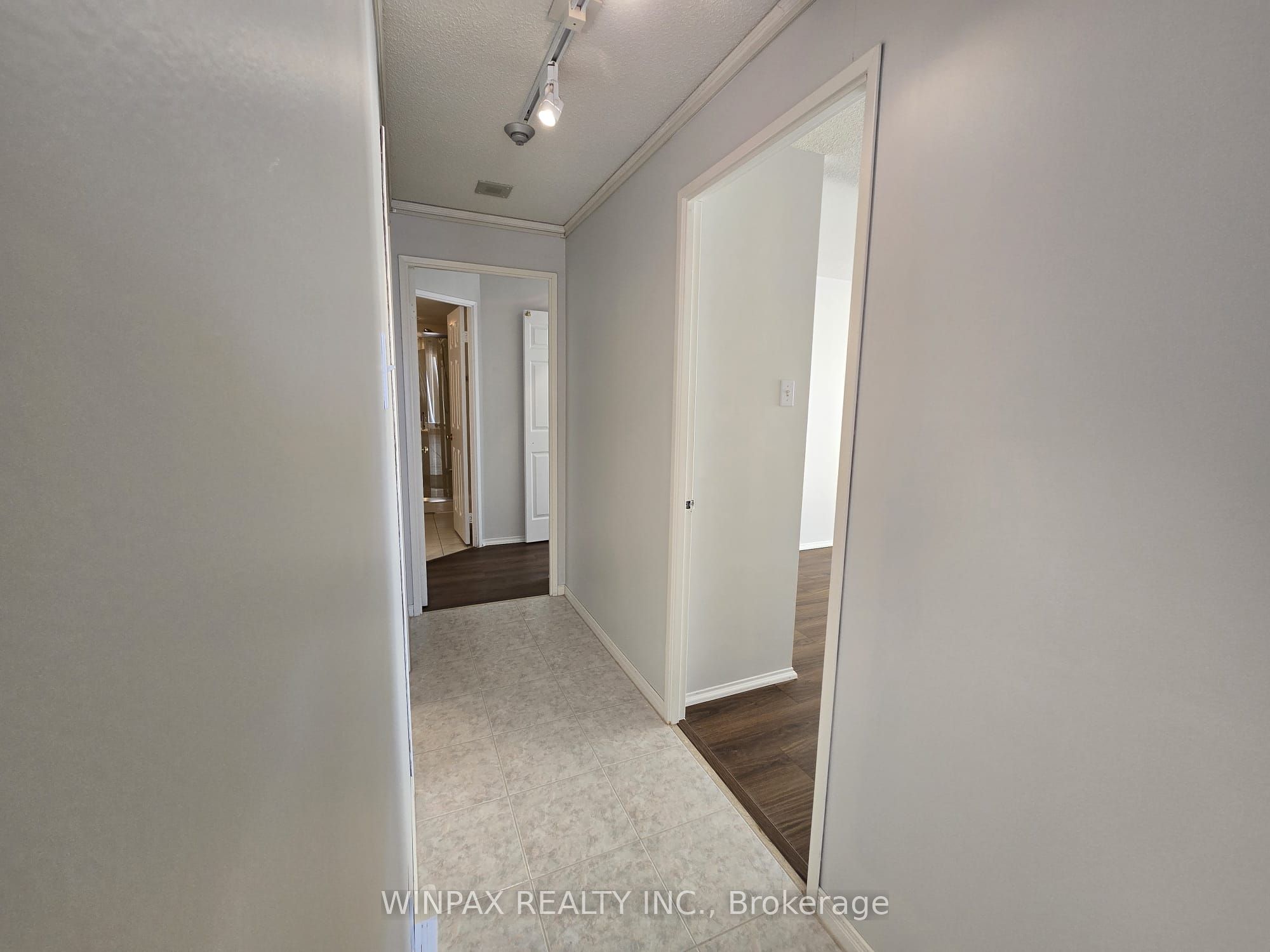 20 Harding Boulevard 1202 Property Photo 38