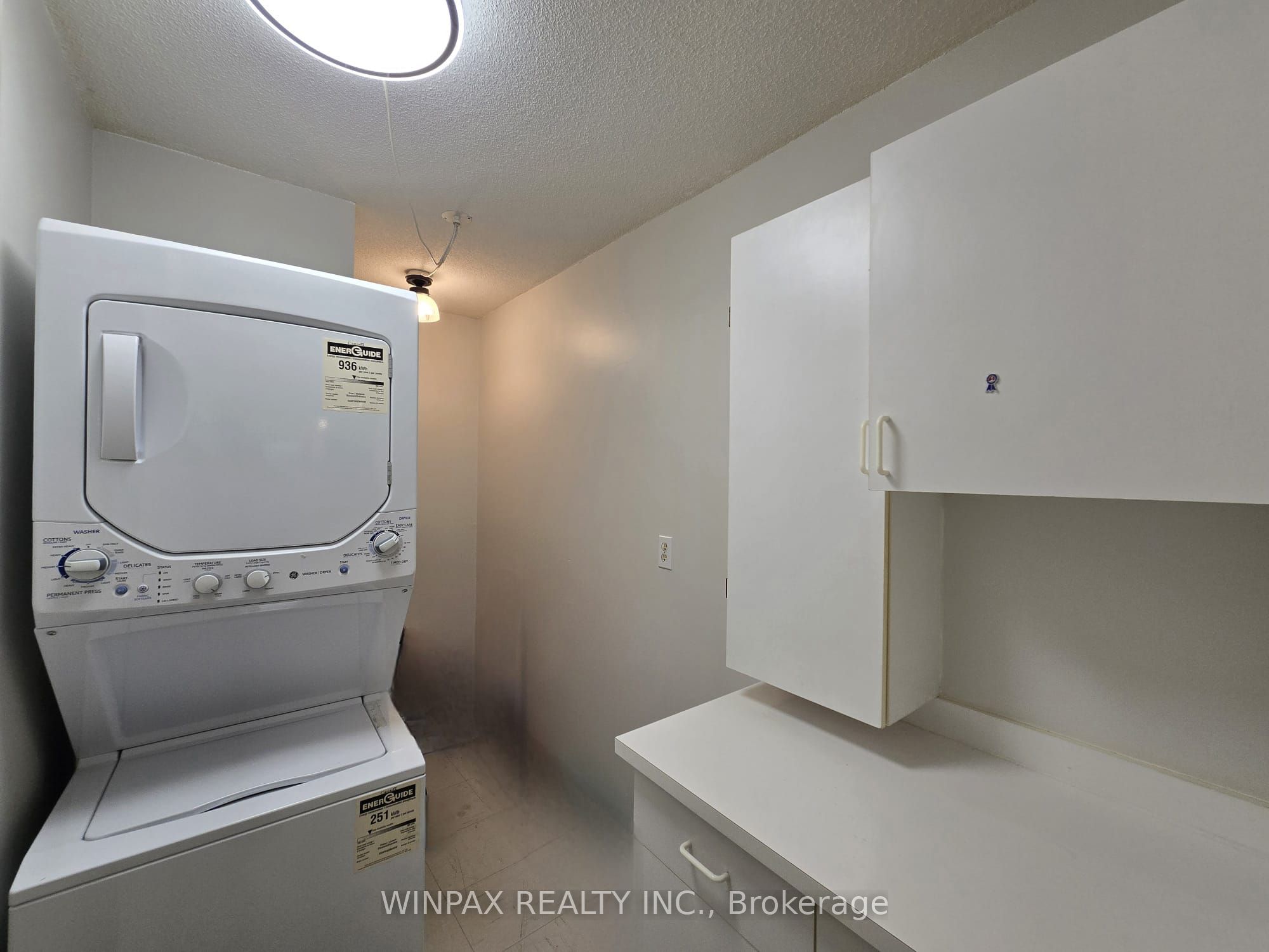 20 Harding Boulevard 1202 Property Photo 39