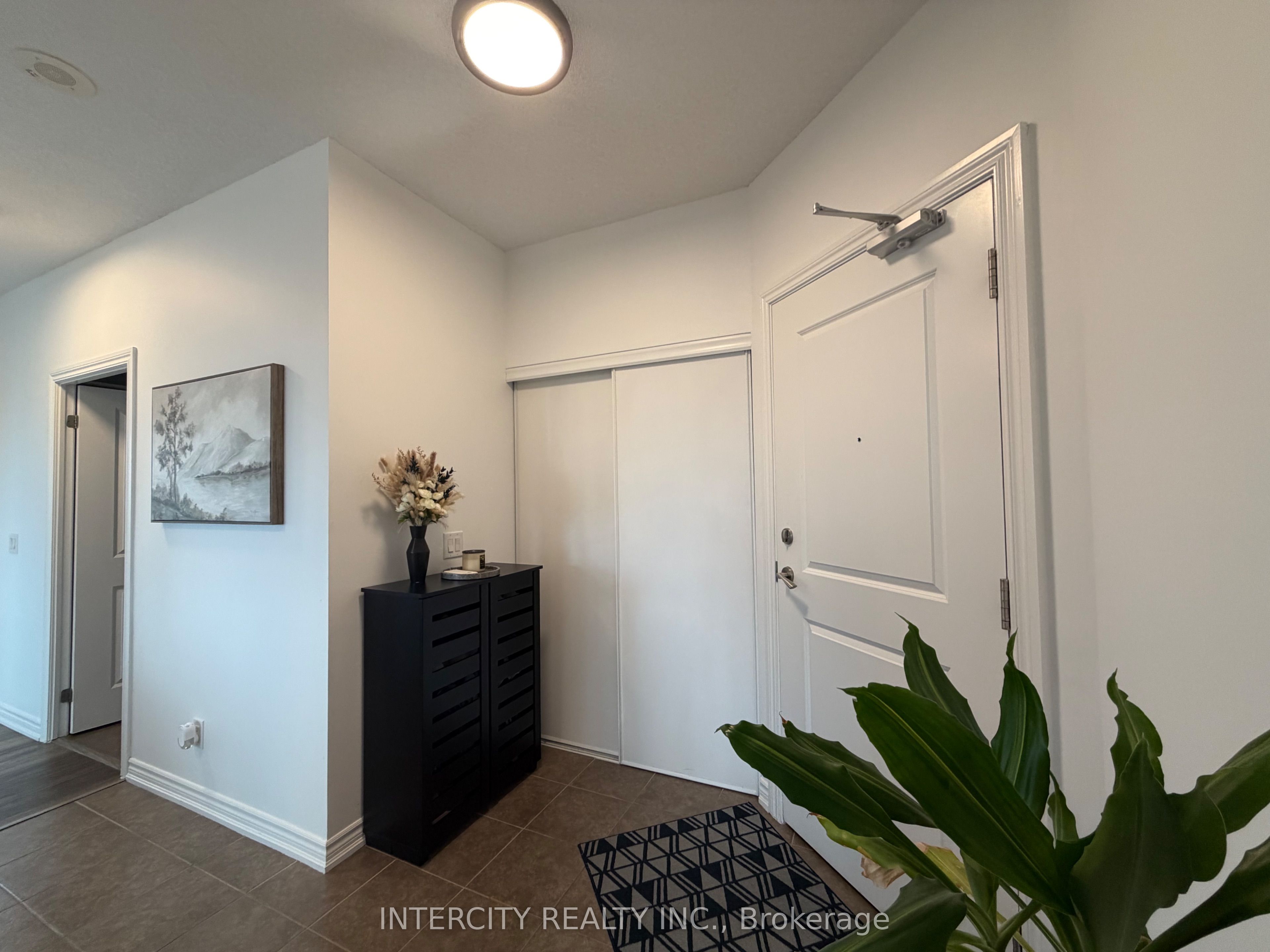 7730 Kipling Avenue 802 Property Photo 8