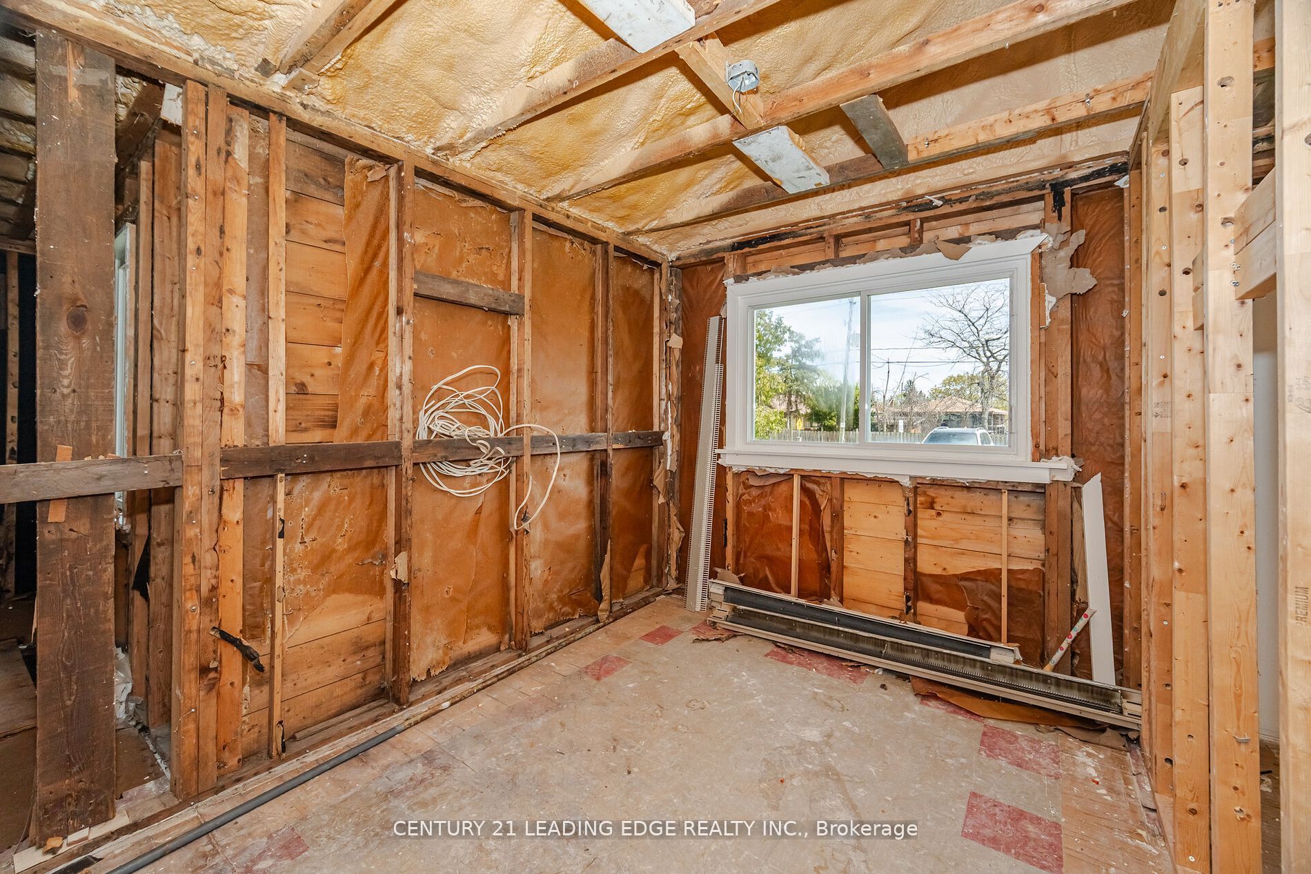 2678 25th Side Road Property Photo 15