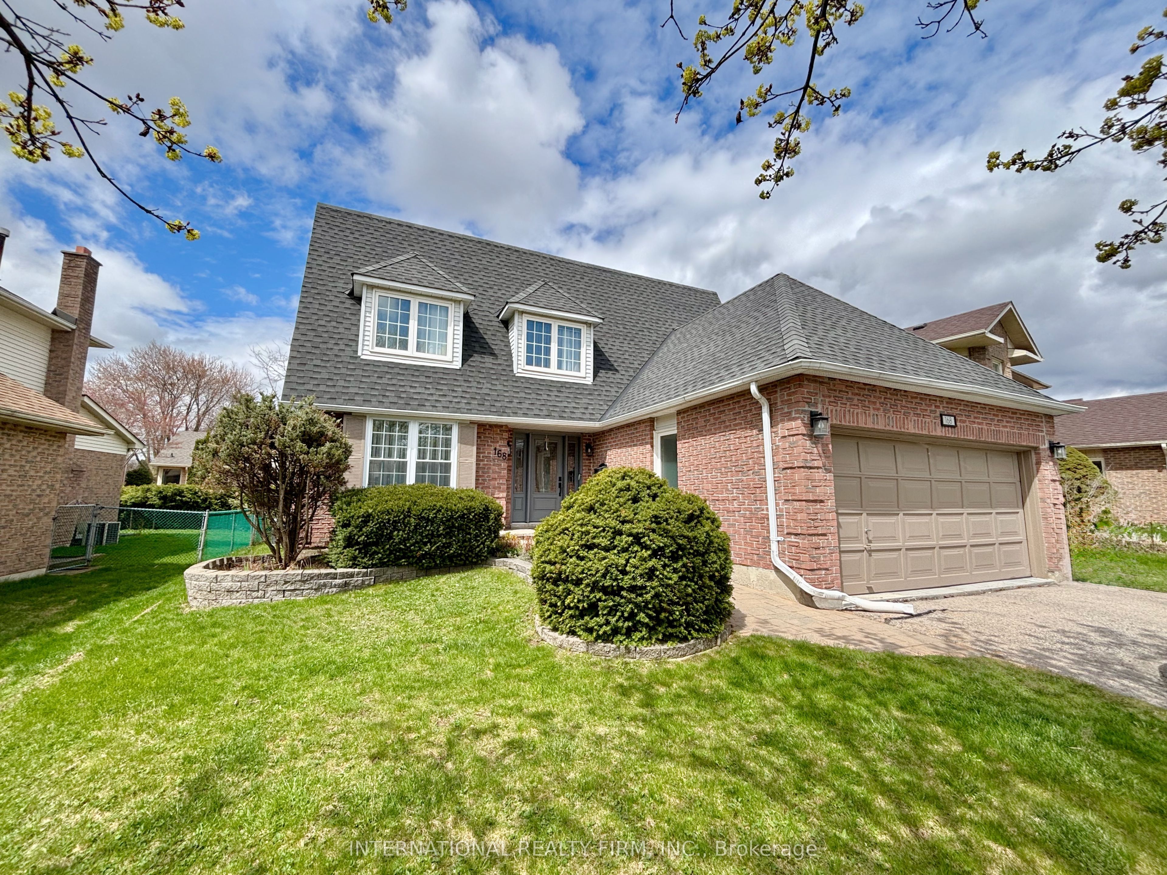 168 Willow Lane Property Photo 1