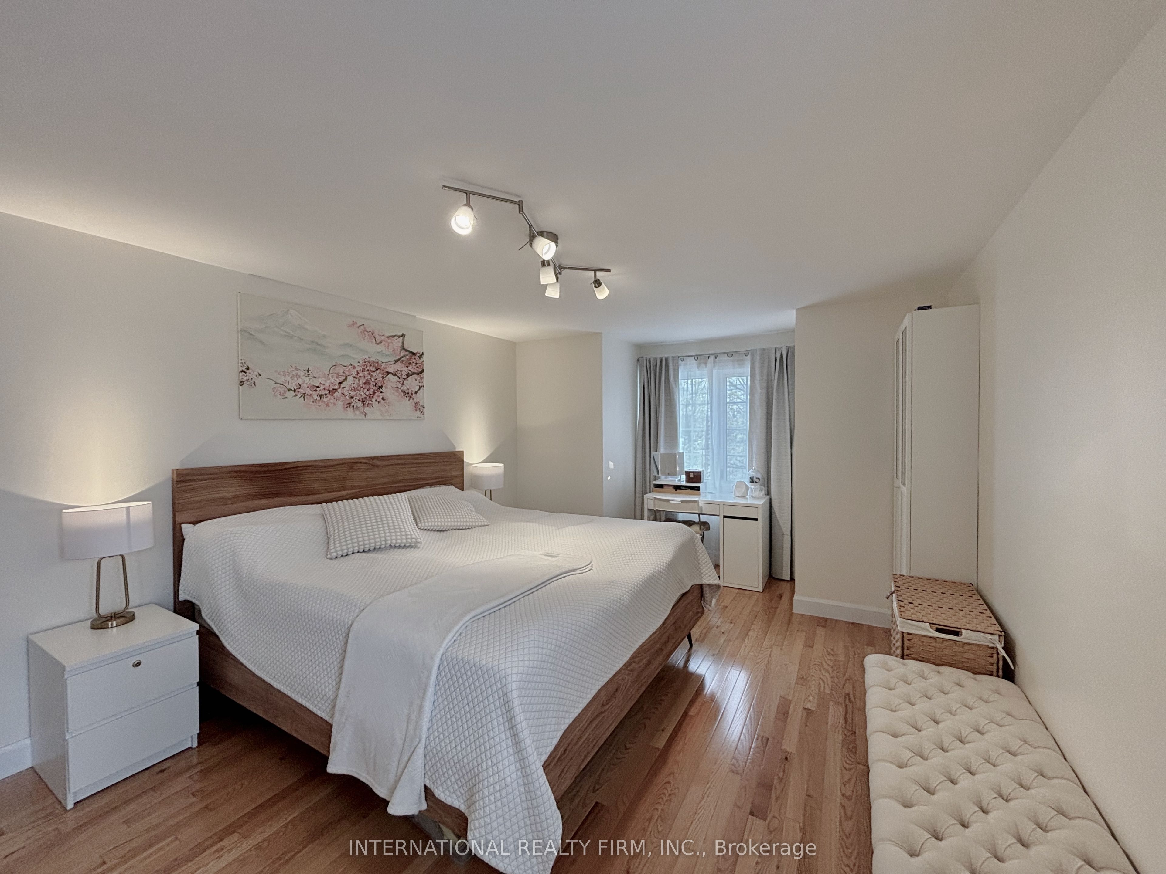 168 Willow Lane Property Photo 24