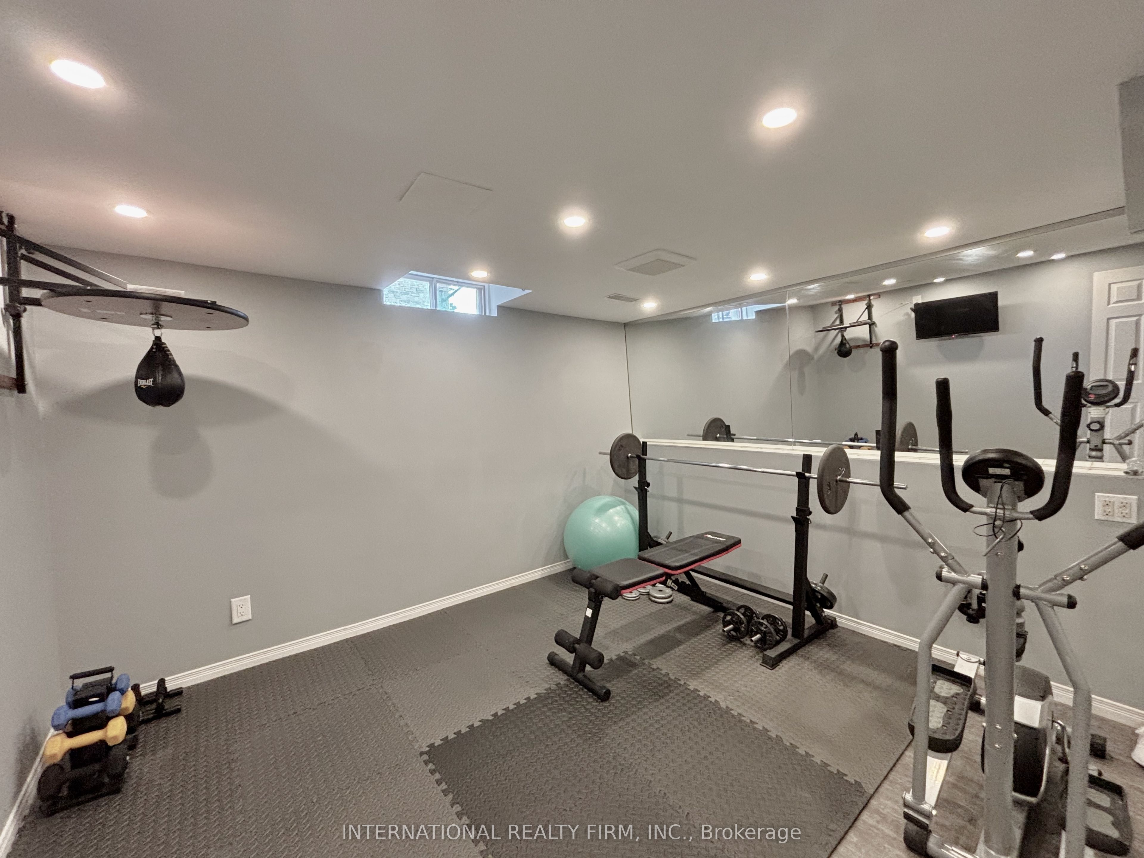 168 Willow Lane Property Photo 26