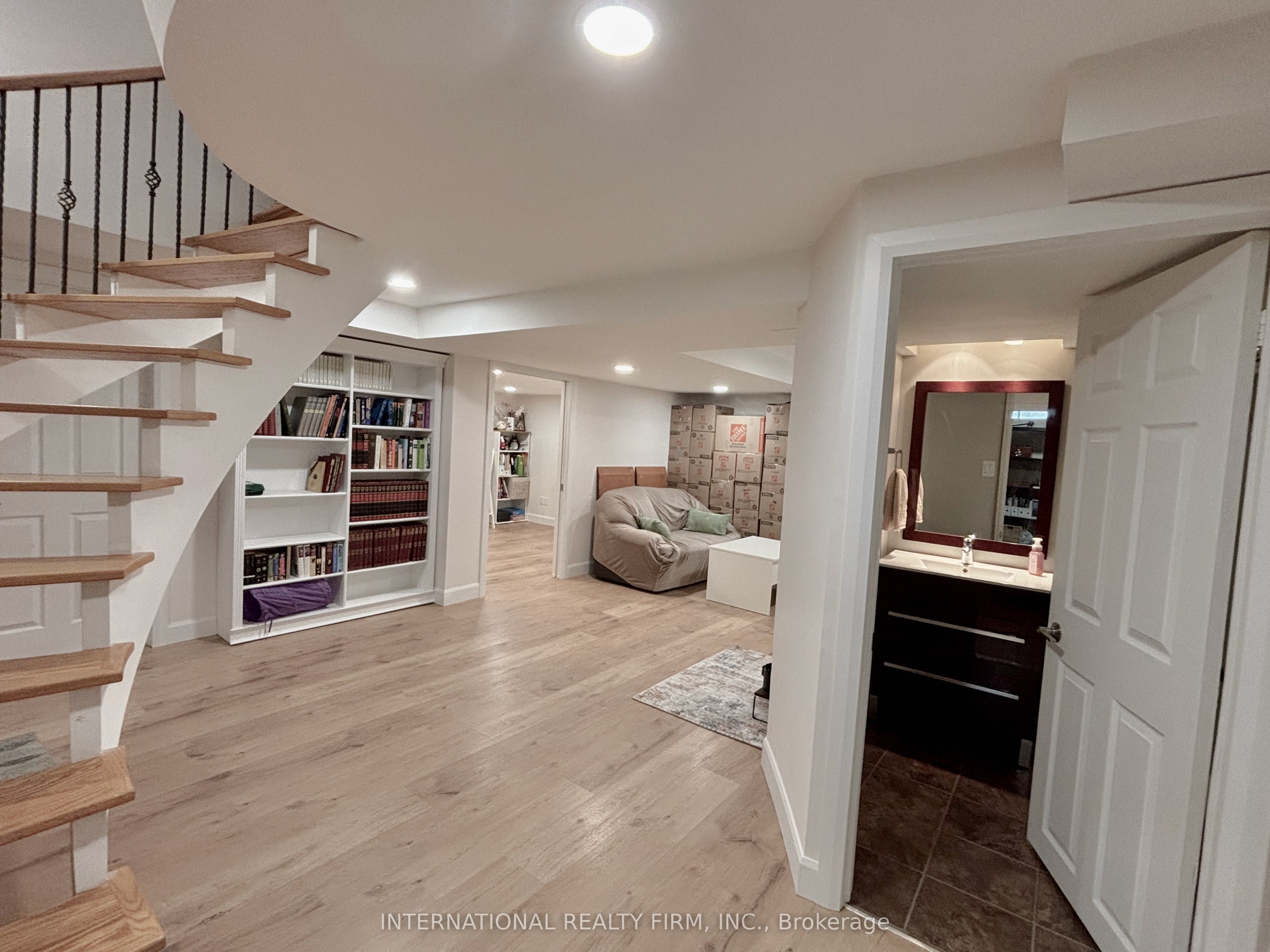 168 Willow Lane Property Photo 28