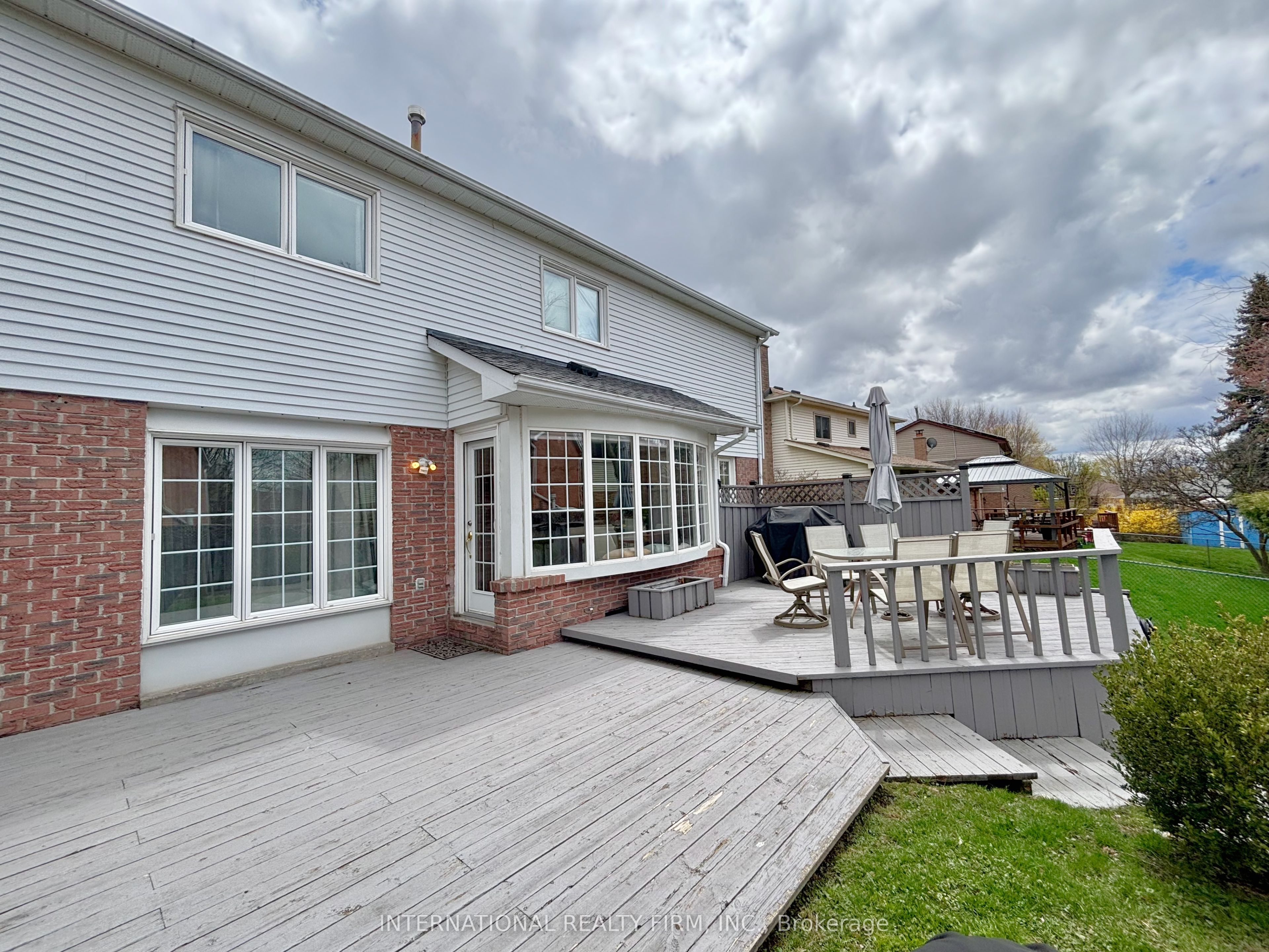 168 Willow Lane Property Photo 30
