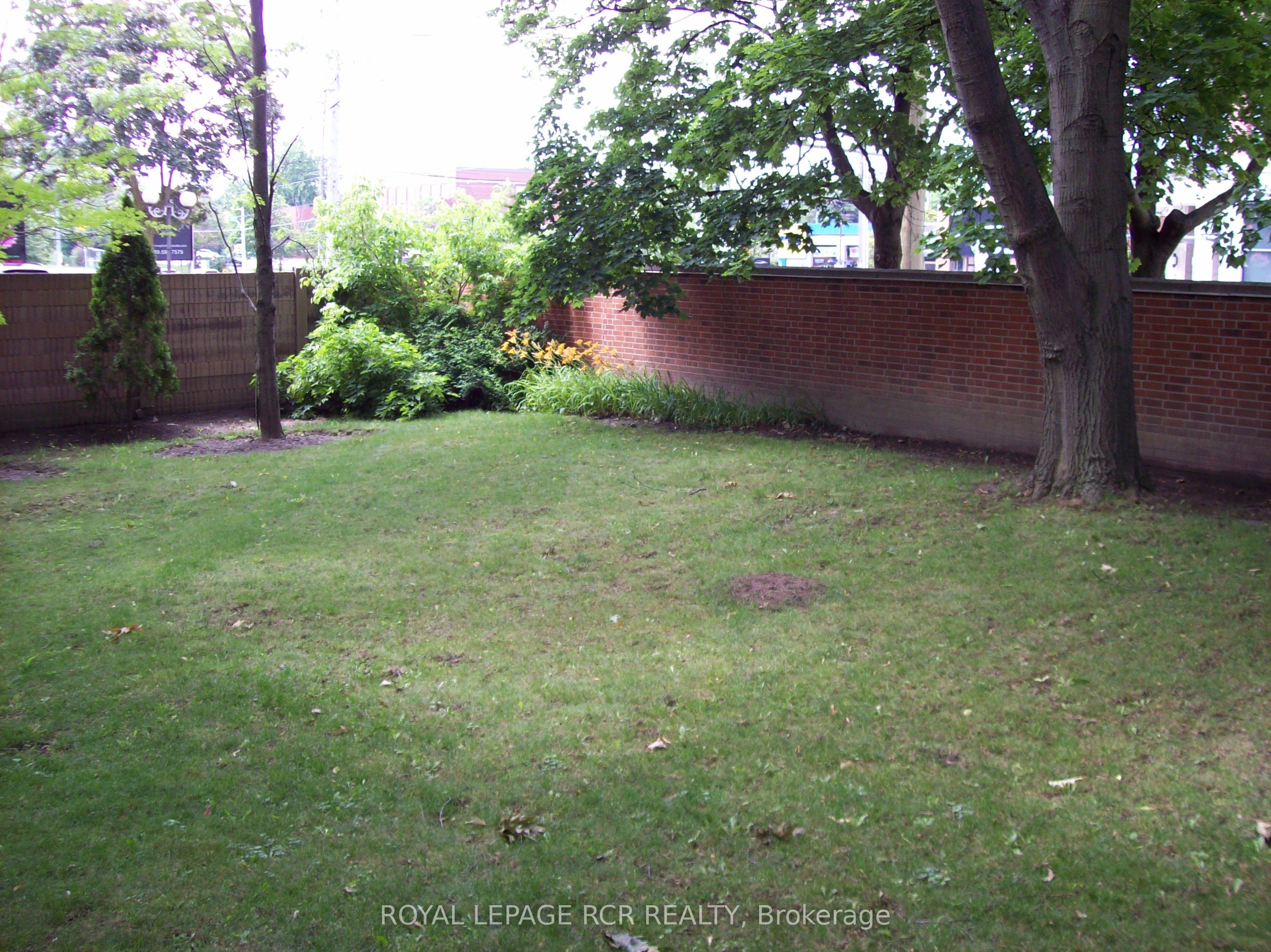 68 Confederation Way 44 Property Photo 42