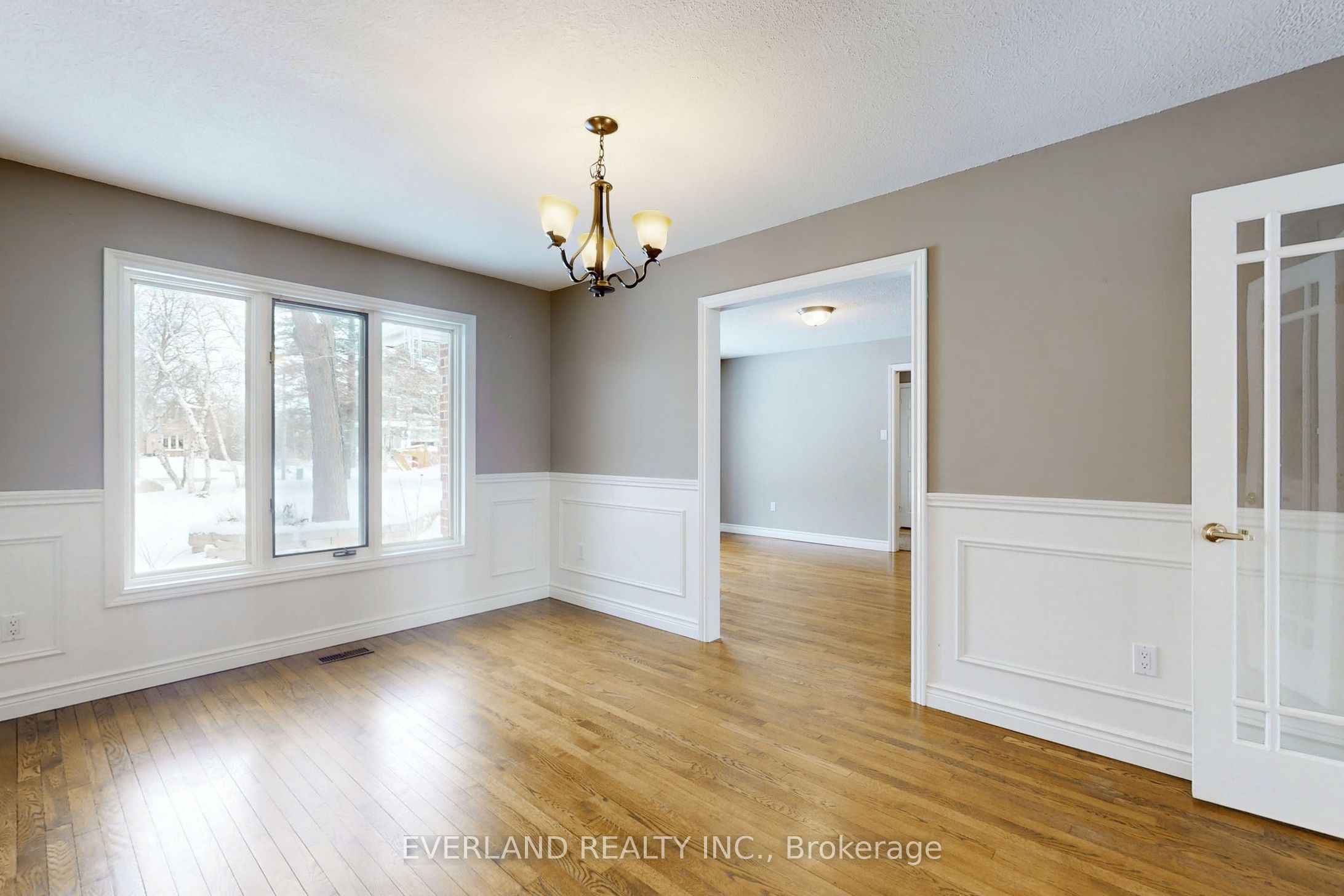 173 Thompson Drive Property Photo 2
