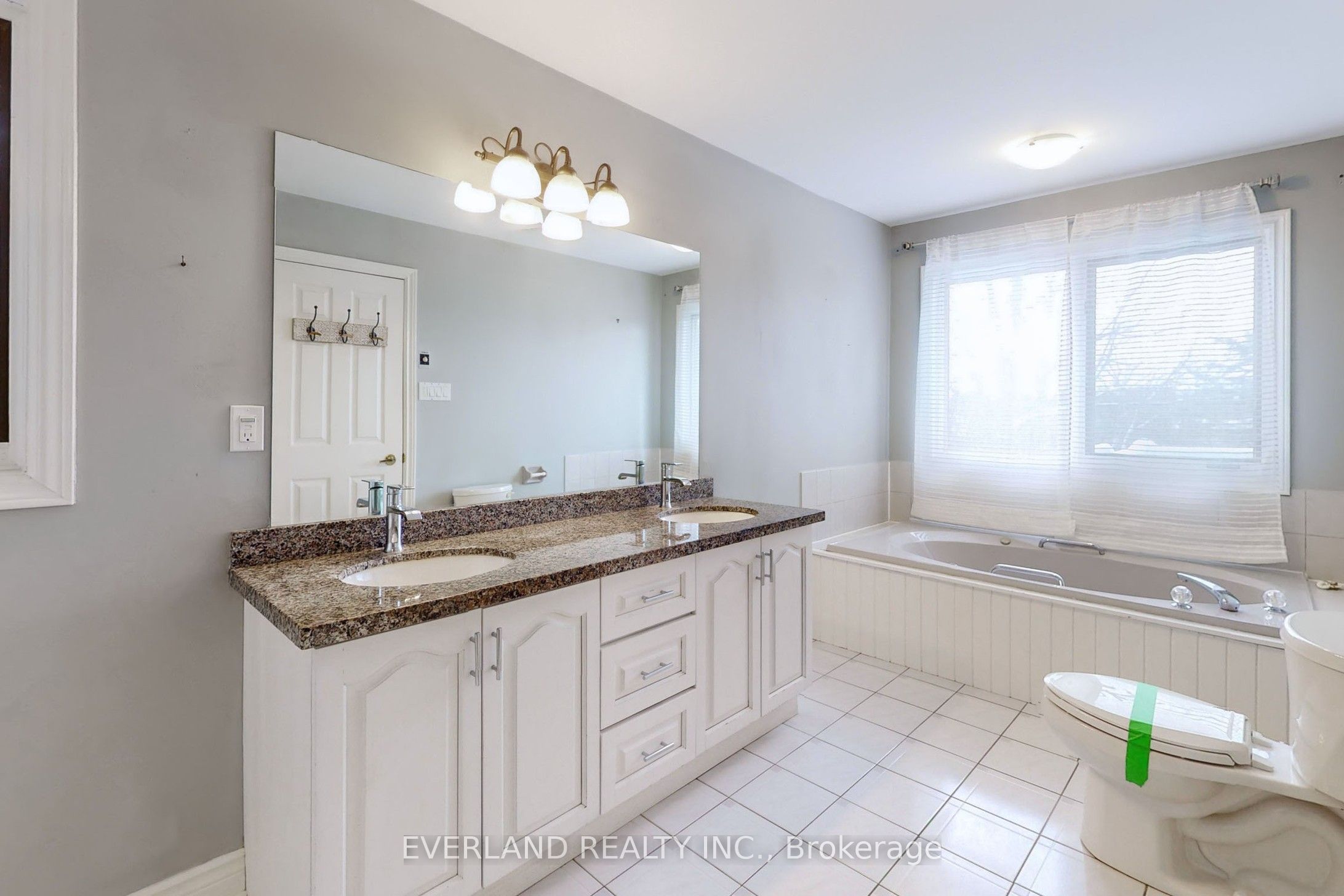 173 Thompson Drive Property Photo 11