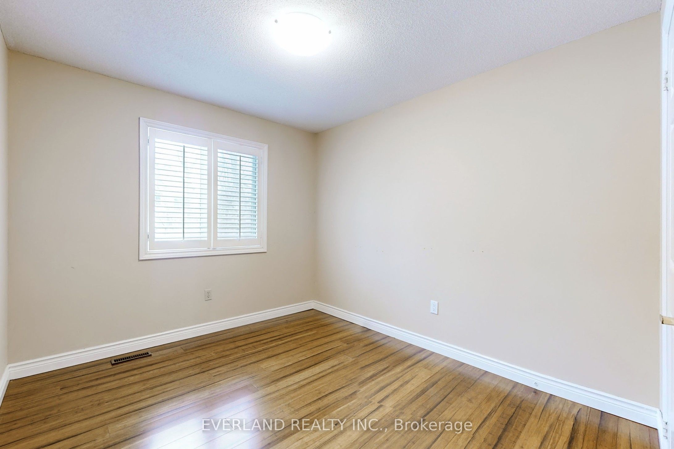 173 Thompson Drive Property Photo 13
