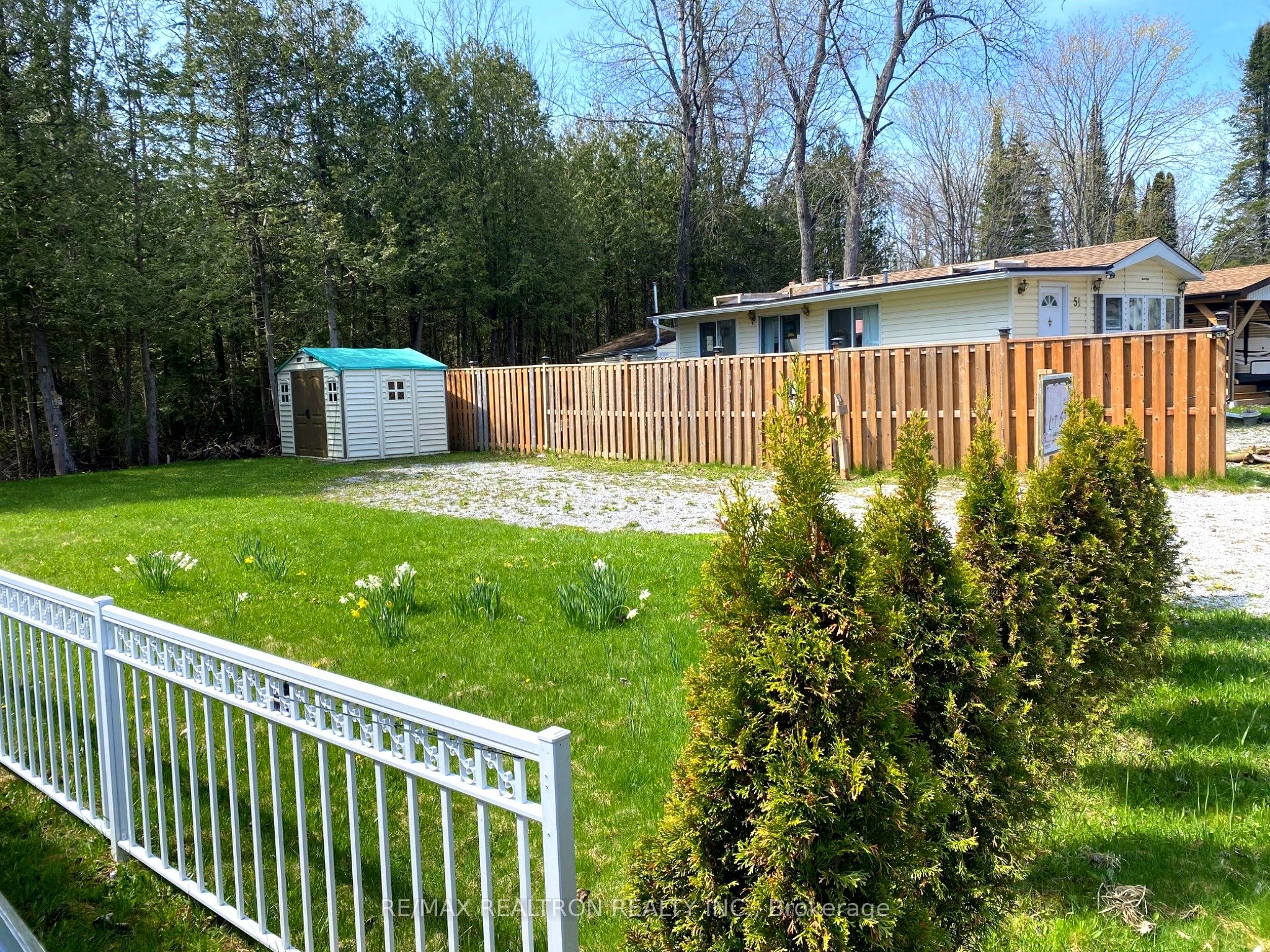 53 Horseshoe Circle Property Photo 5